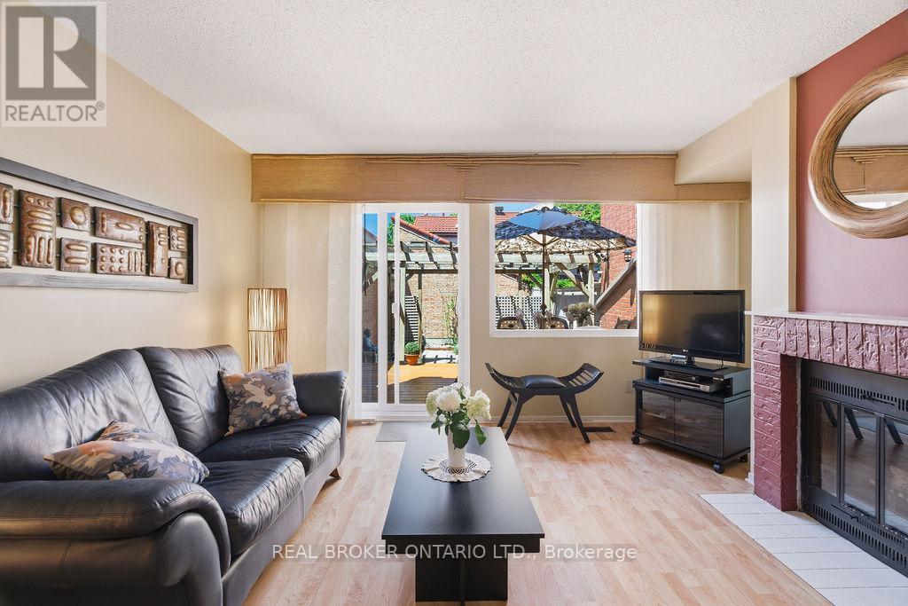255 BRUYERE STREET