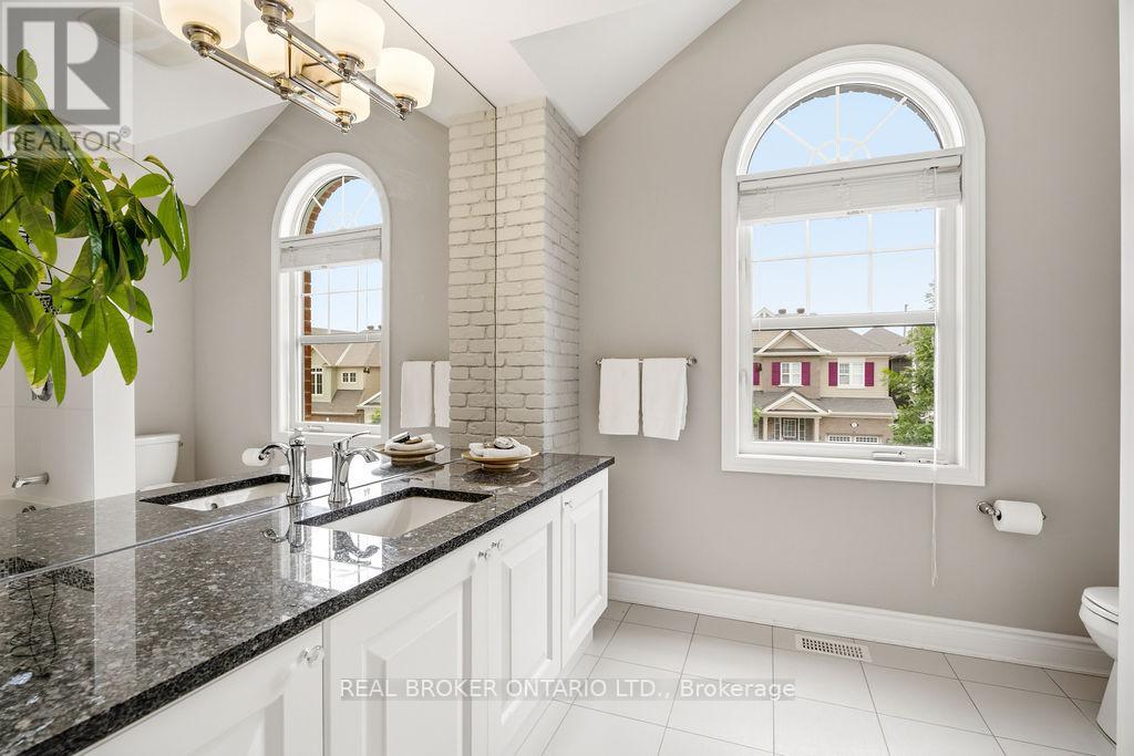 984 SHIMMERTON CIRCLE
