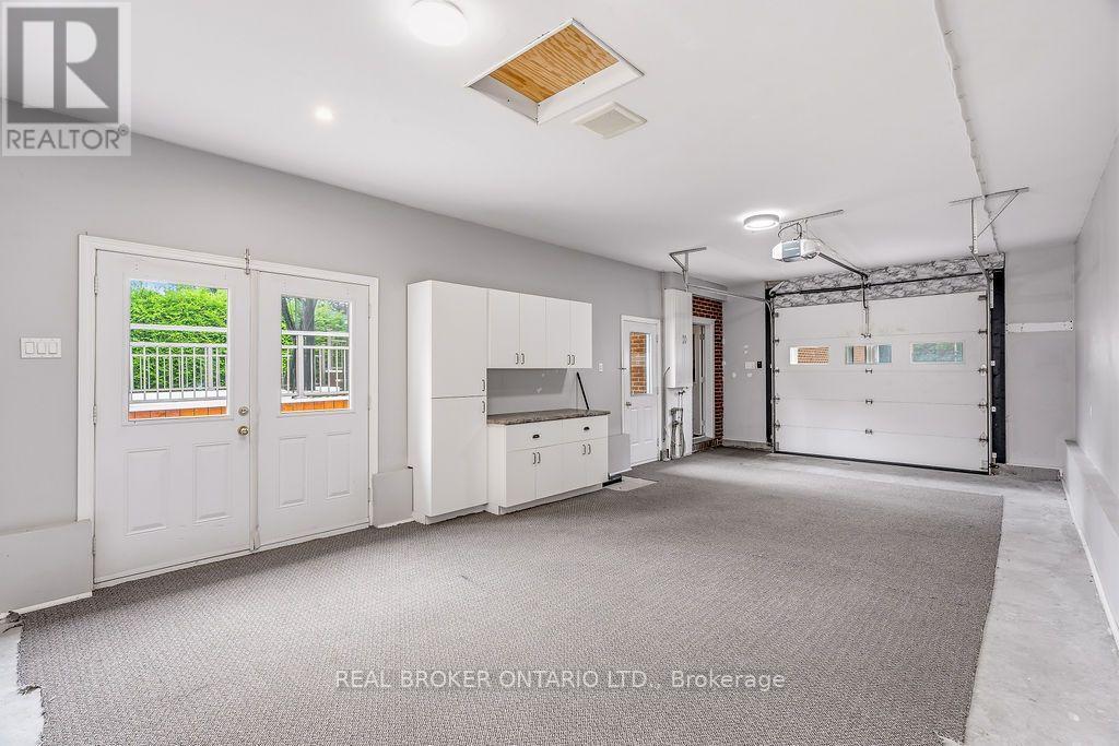 257 LAVERGNE STREET