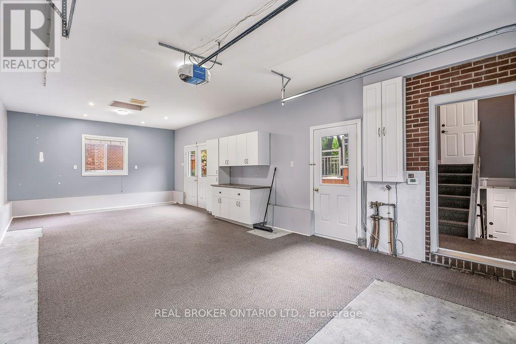 257 LAVERGNE STREET