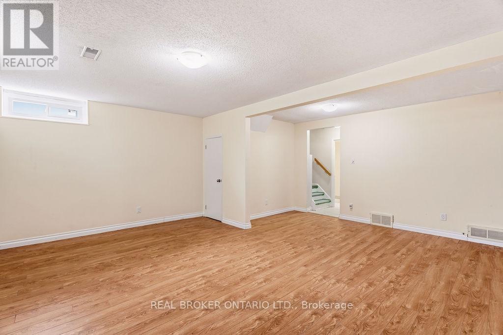 1127 AVIGNON COURT