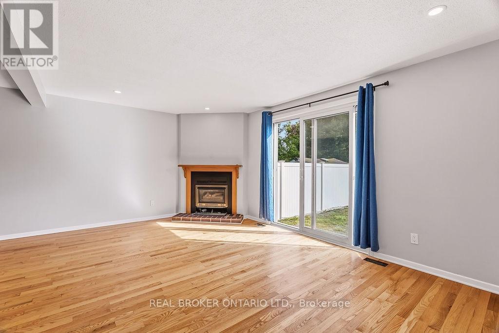1127 AVIGNON COURT