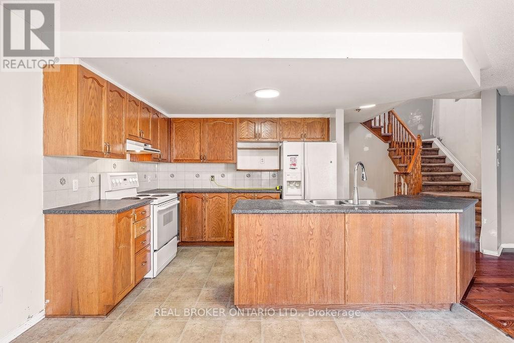 182 ANNAPOLIS CIRCLE