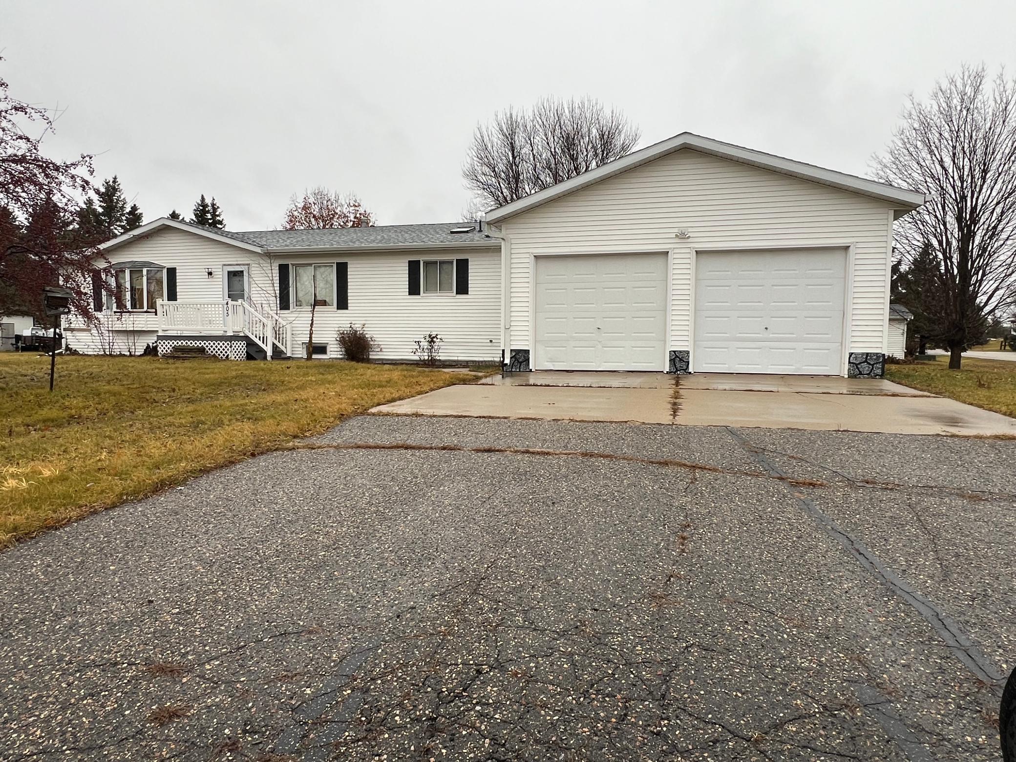 405 Mockingbird Lane