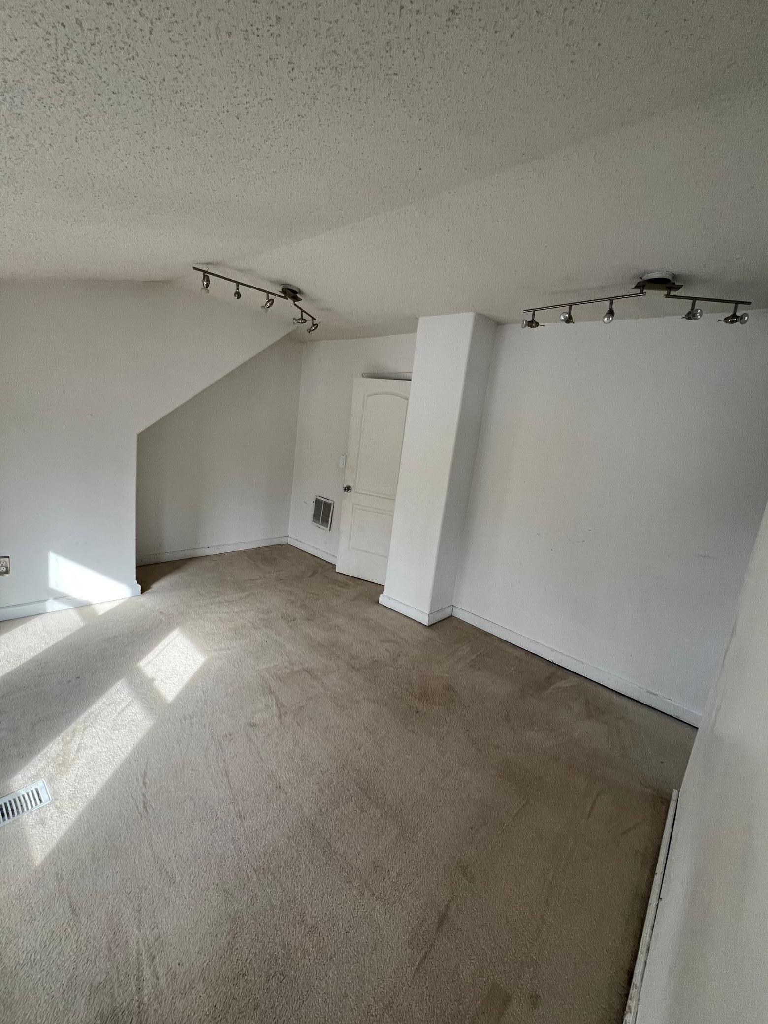 1126 Linden Lane