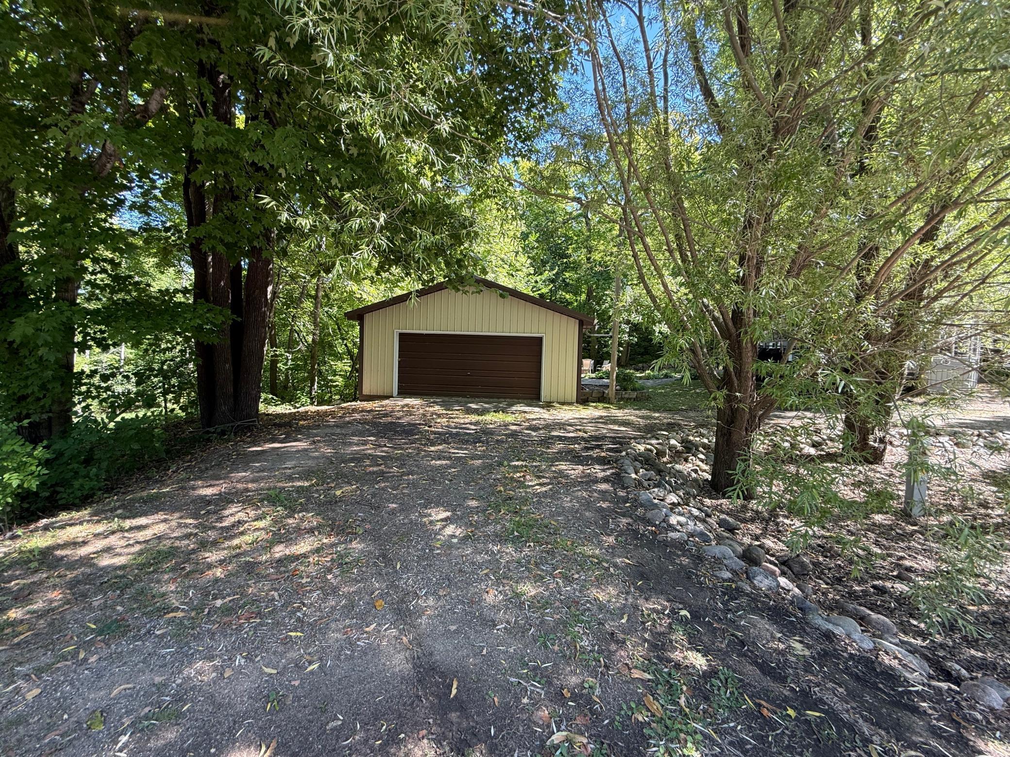44634 Crystal Hills Drive