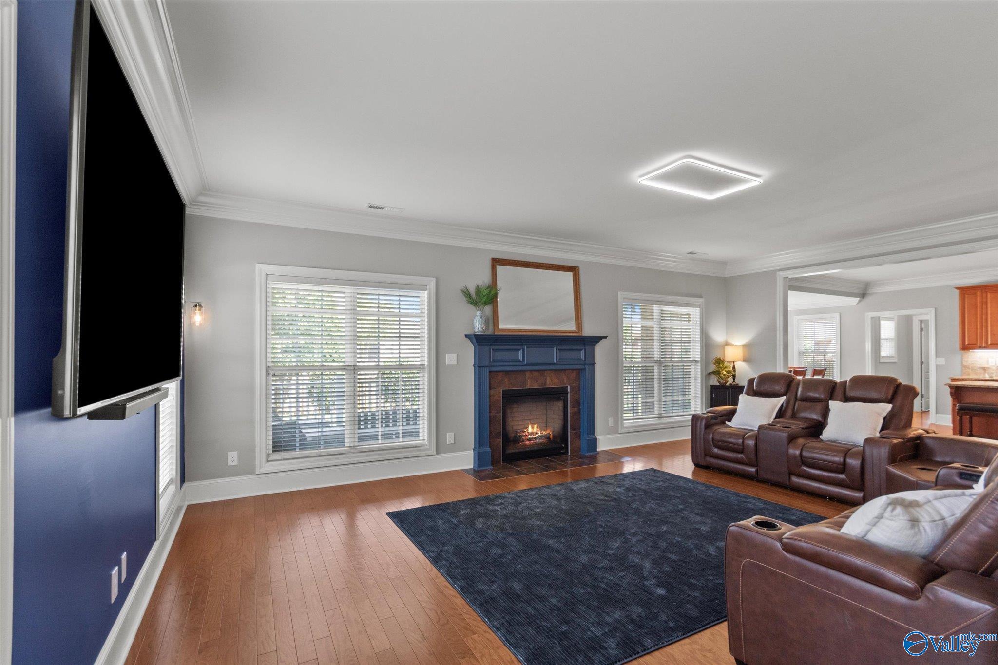 27 Wax Lane SW