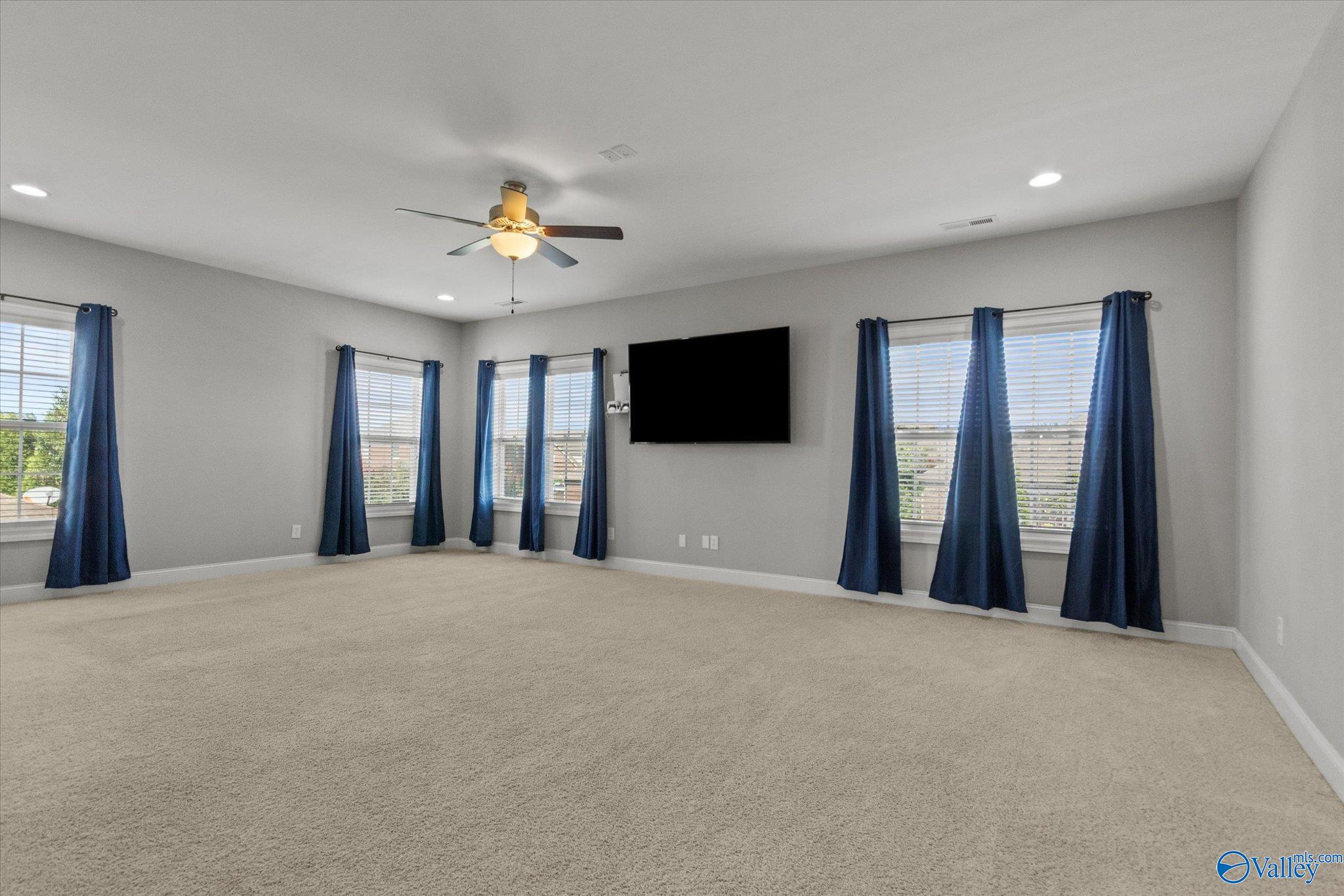 27 Wax Lane SW