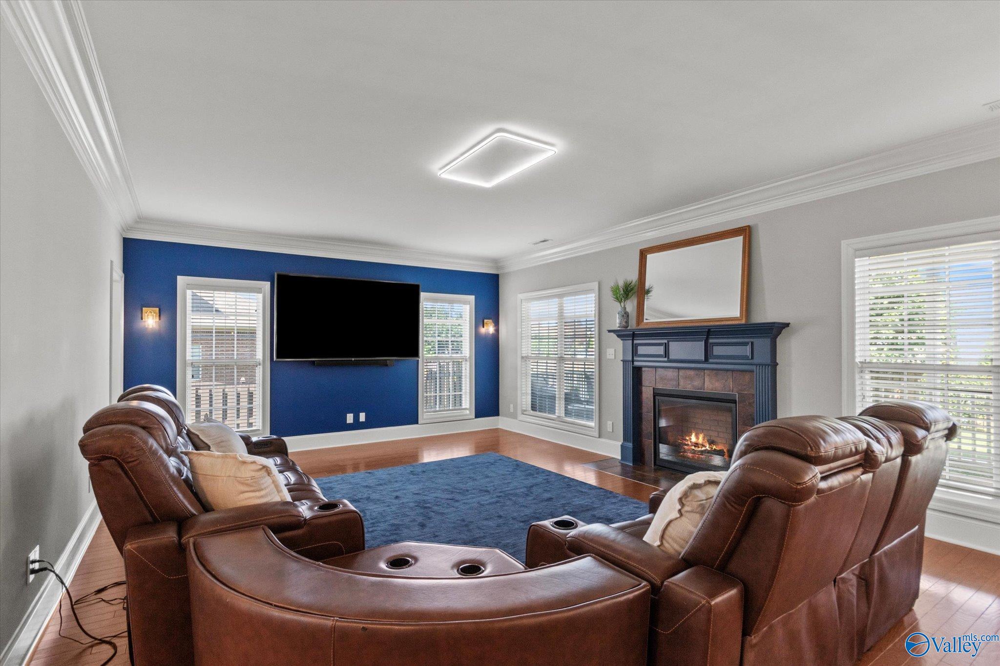 27 Wax Lane SW
