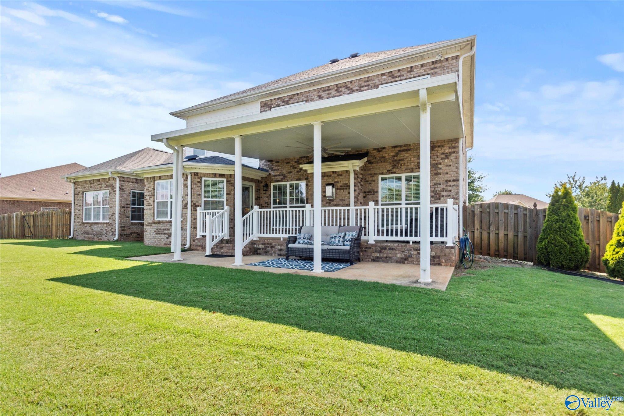 27 Wax Lane SW