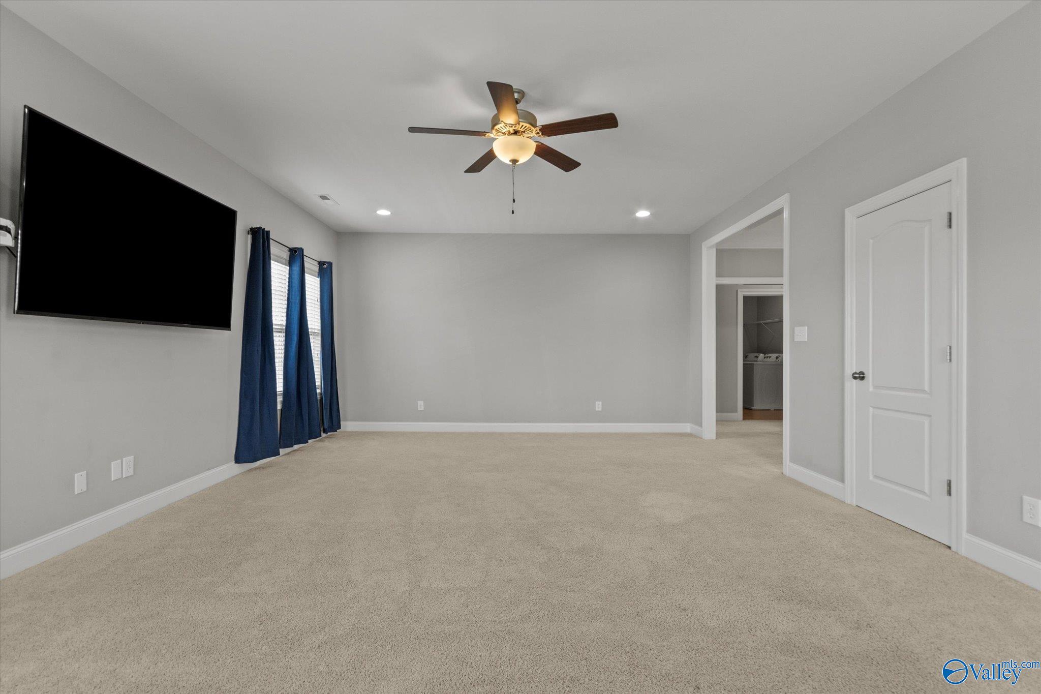27 Wax Lane SW