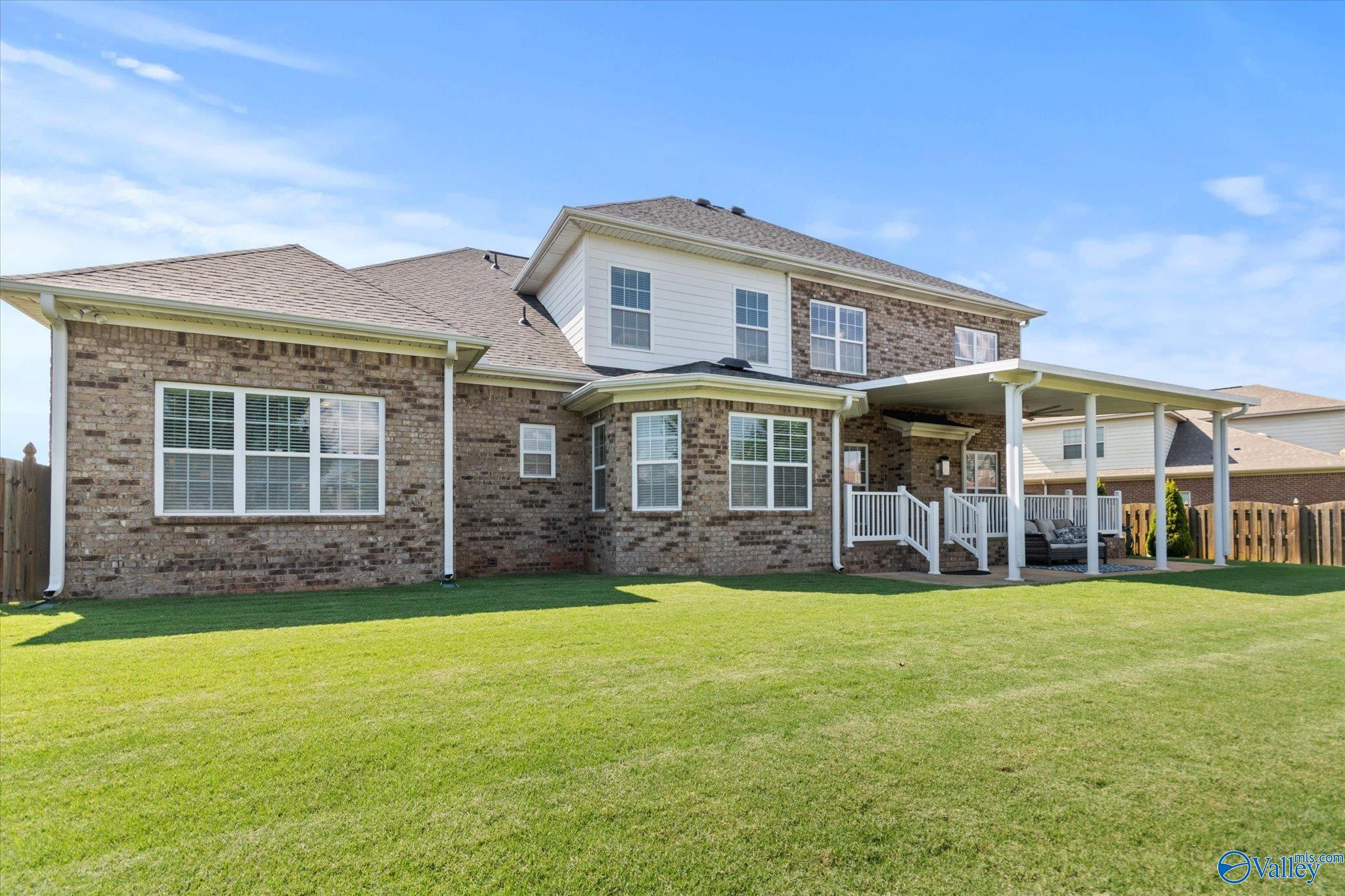 27 Wax Lane SW