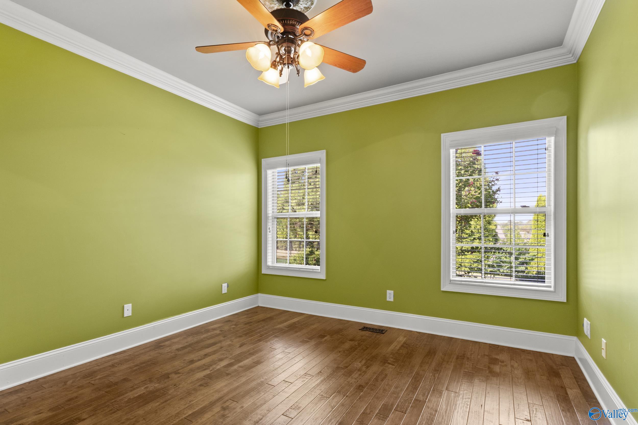 137 Rainbow Glen Circle