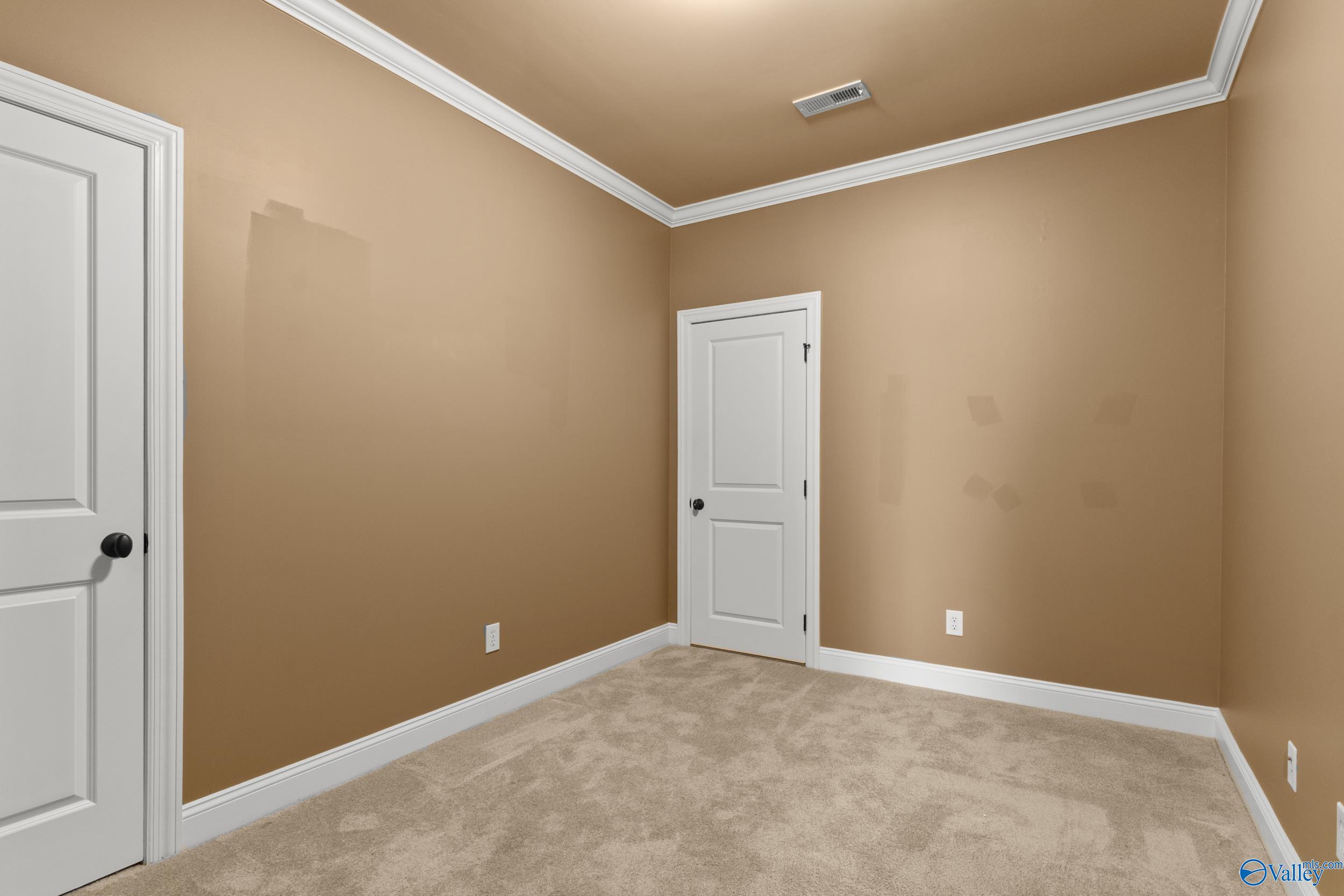 137 Rainbow Glen Circle