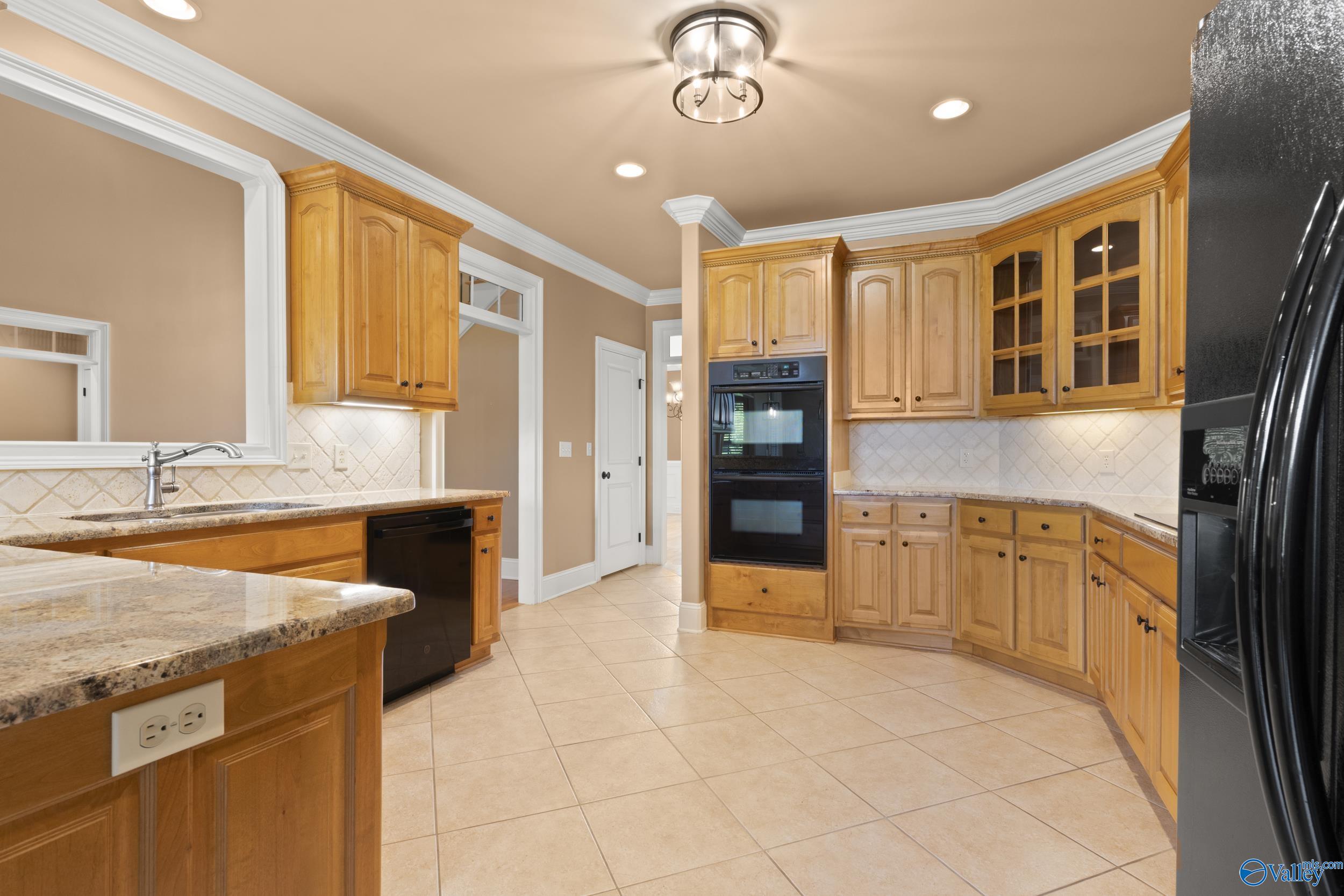 137 Rainbow Glen Circle