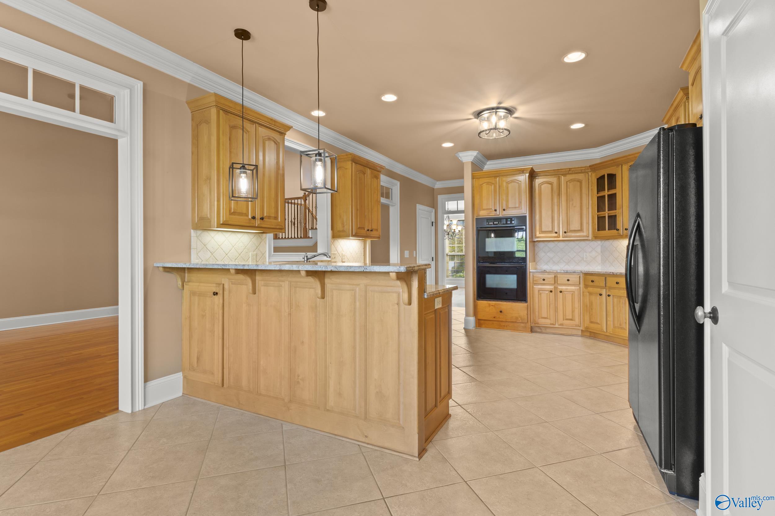 137 Rainbow Glen Circle