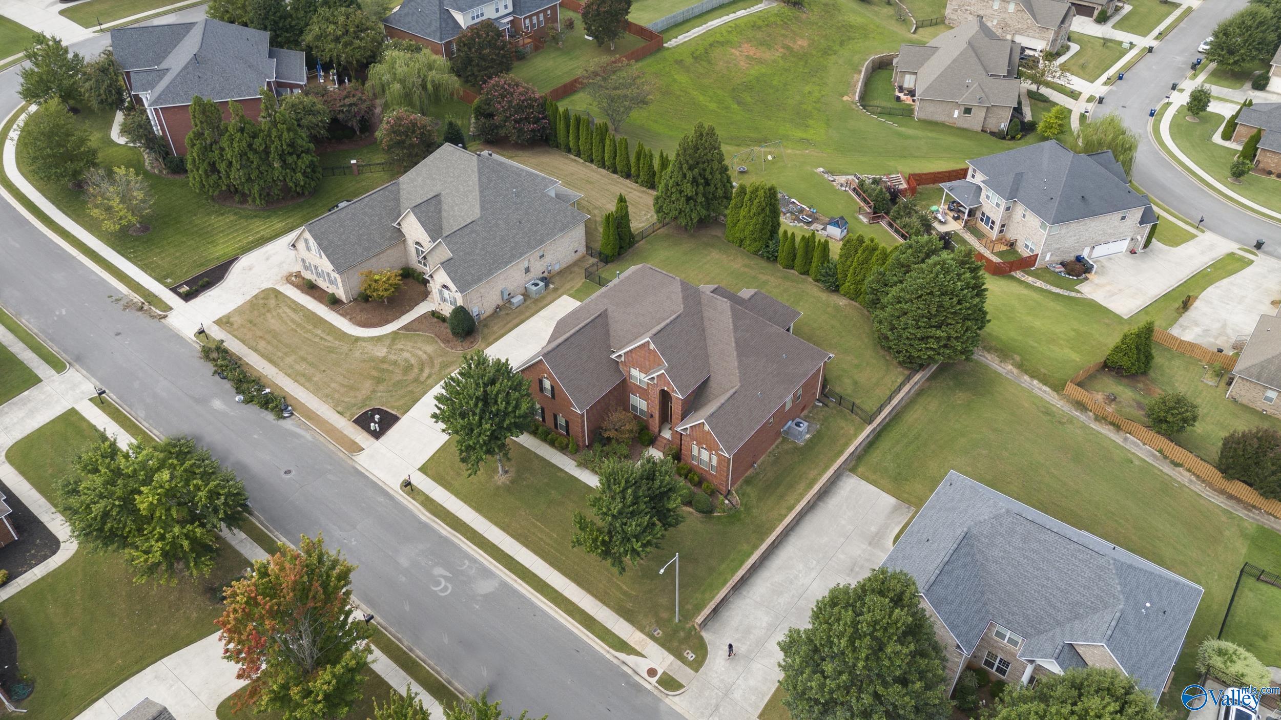 137 Rainbow Glen Circle