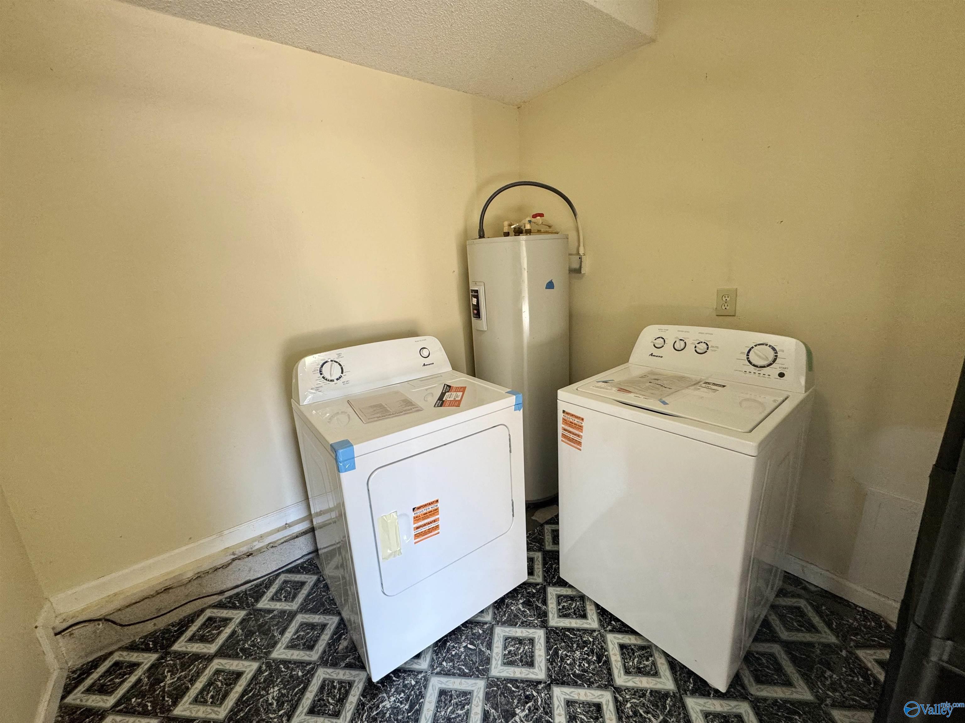 6010 Ellington Road NW