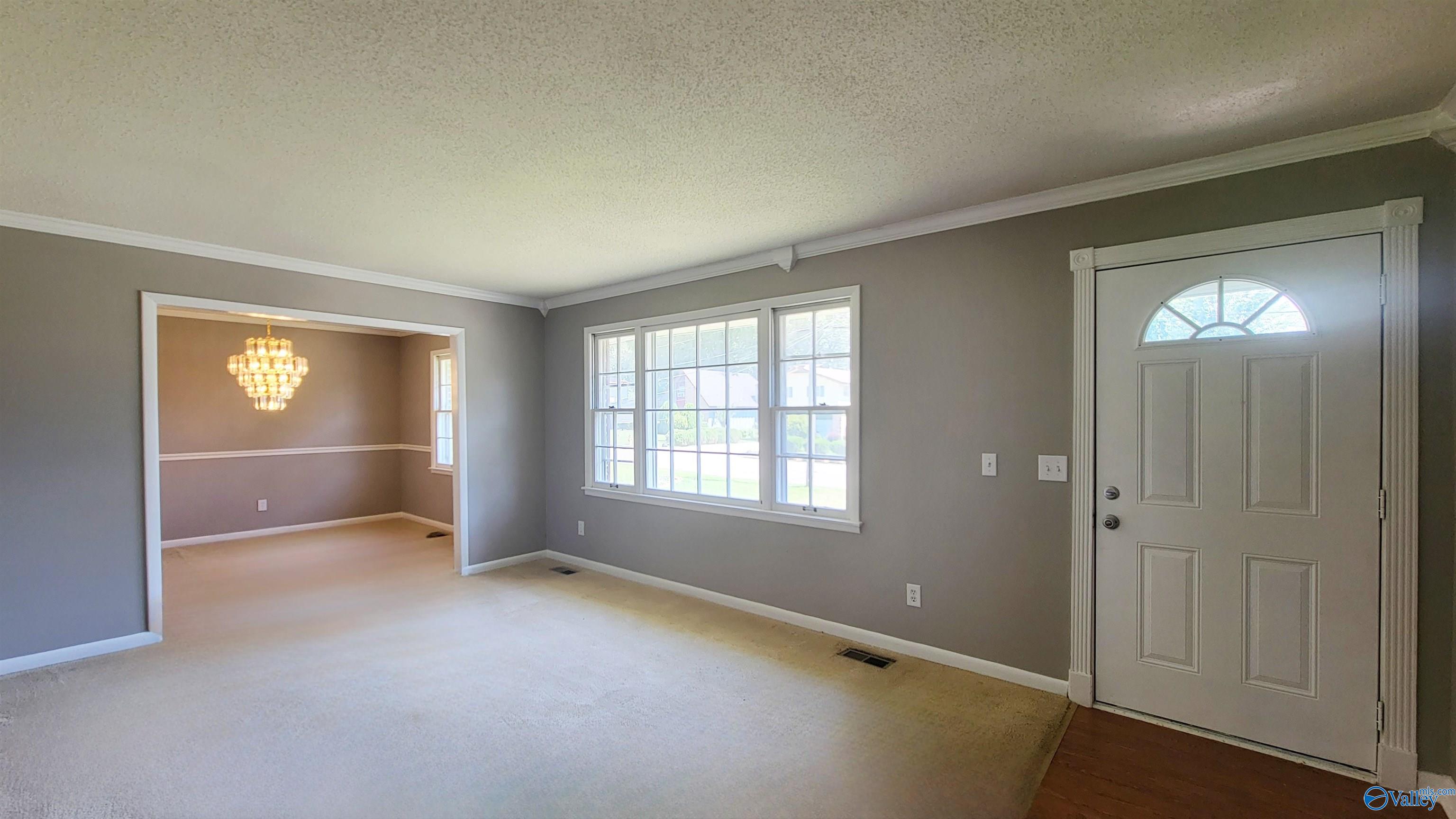 6010 Ellington Road NW