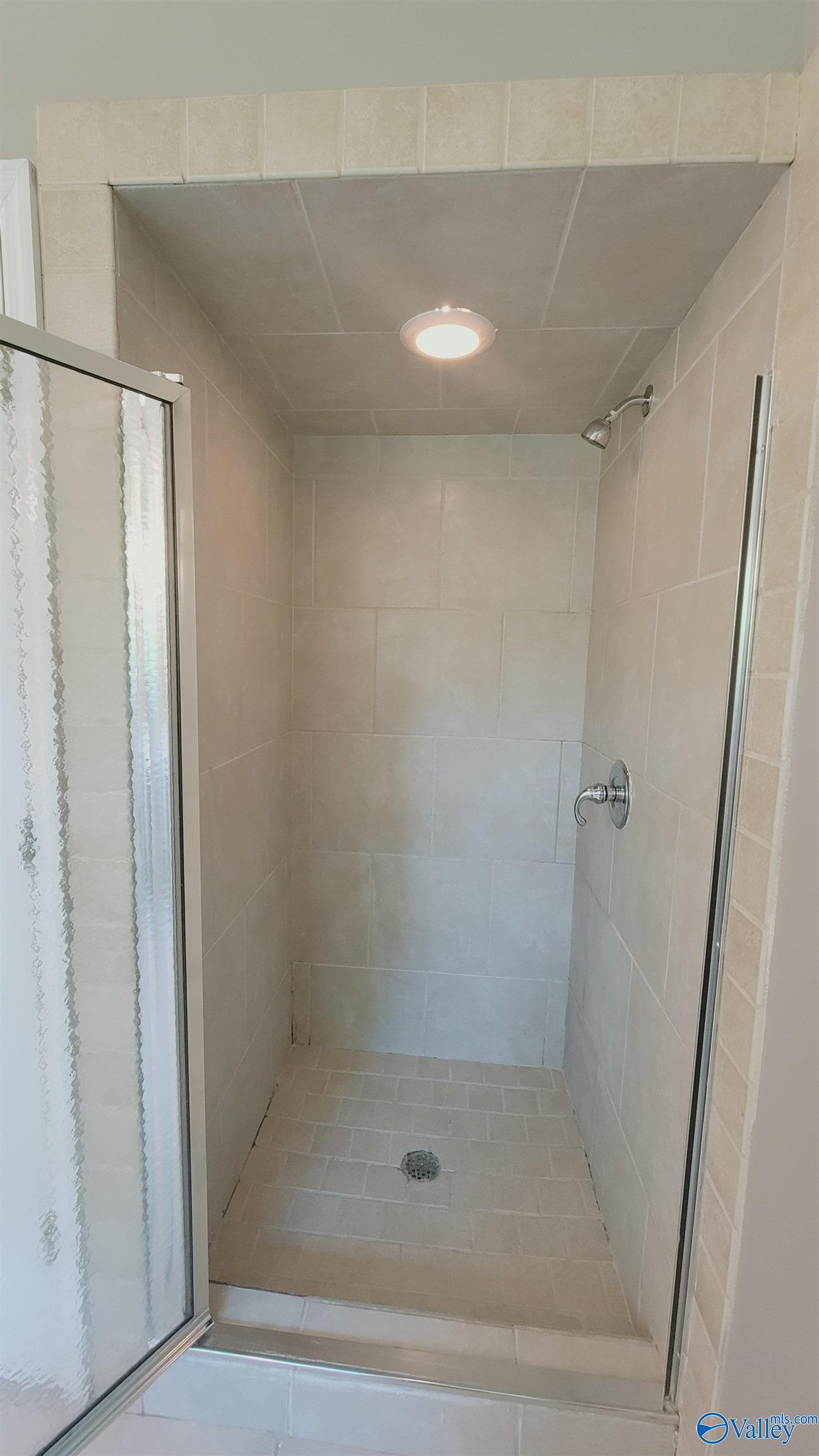 6010 Ellington Road NW