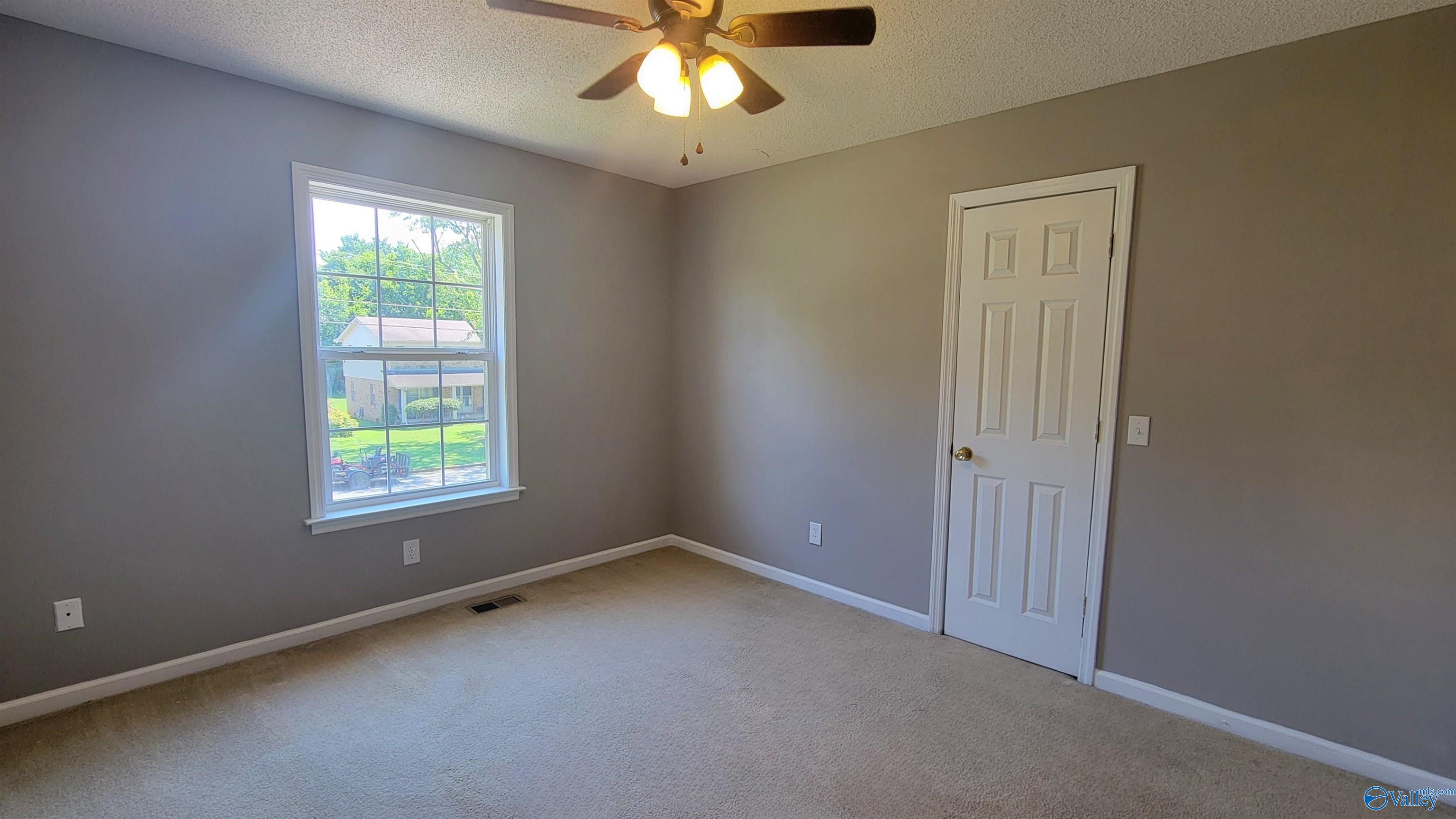 6010 Ellington Road NW