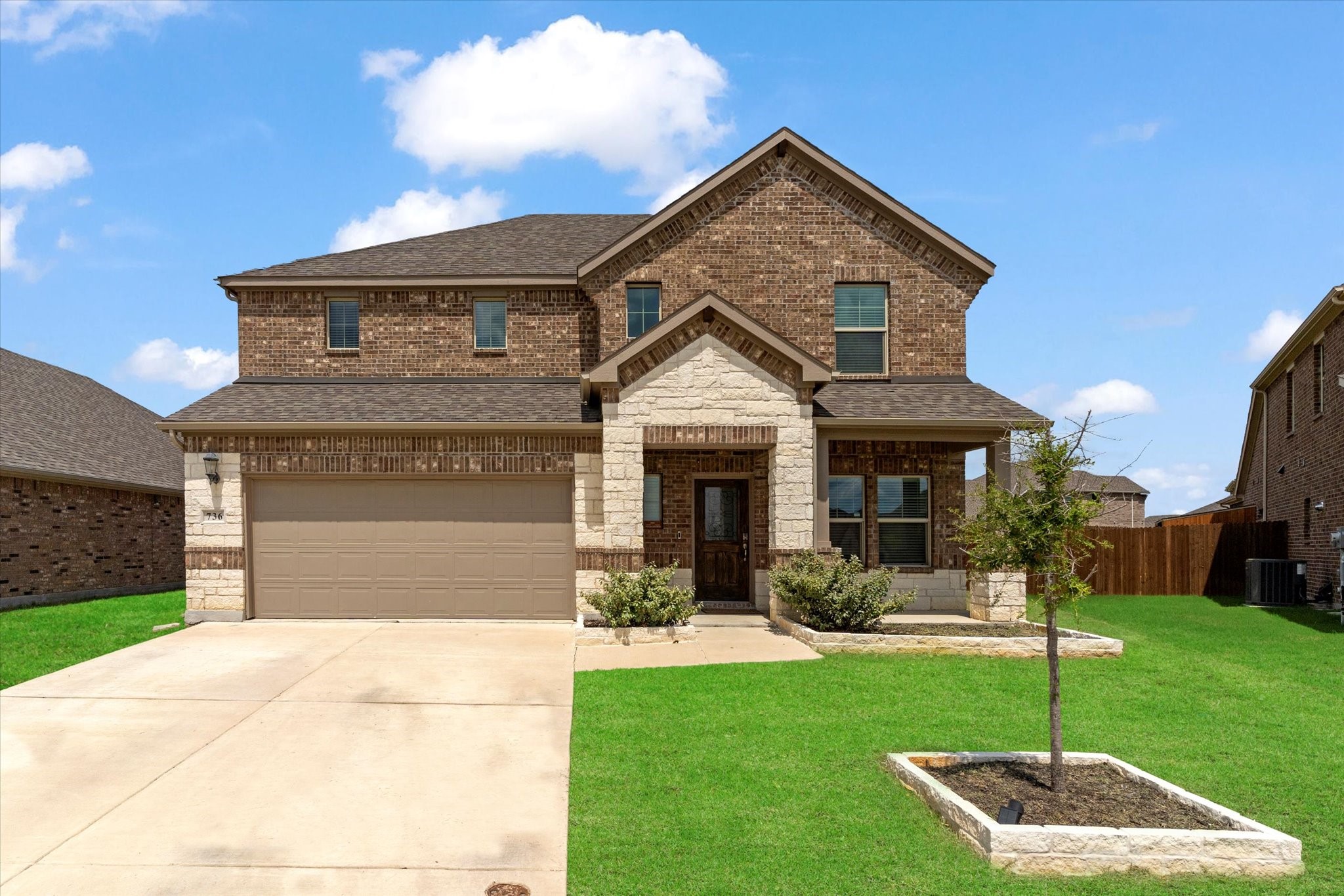 736 Cascade Lane