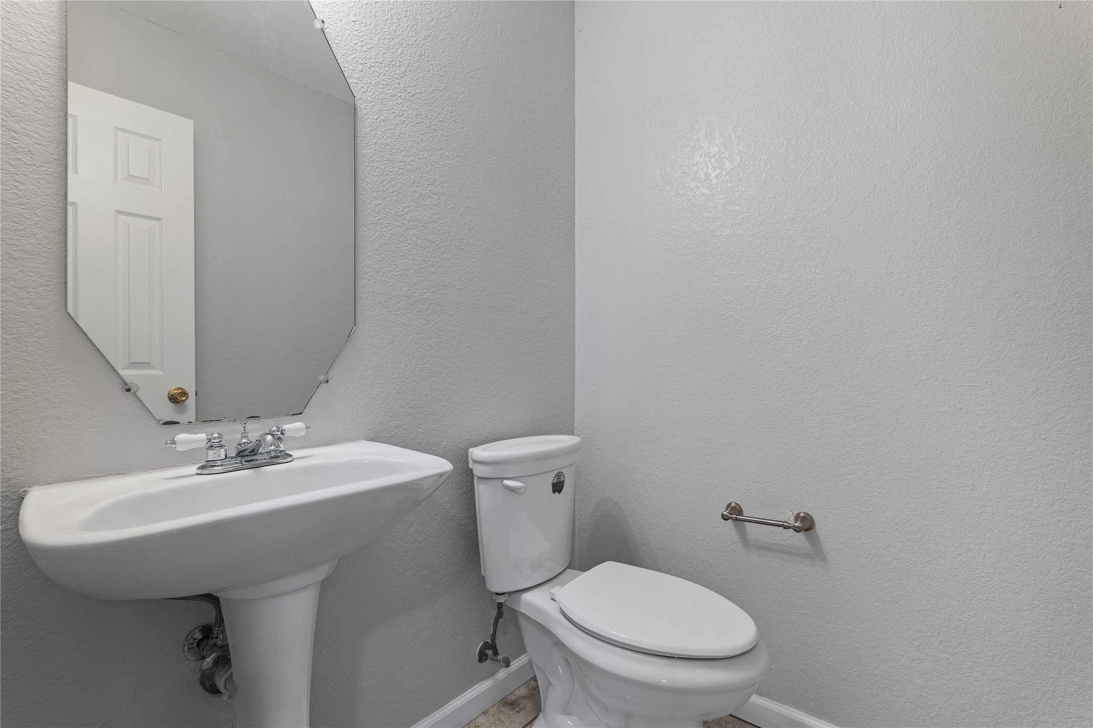 2815 Atrium Drive