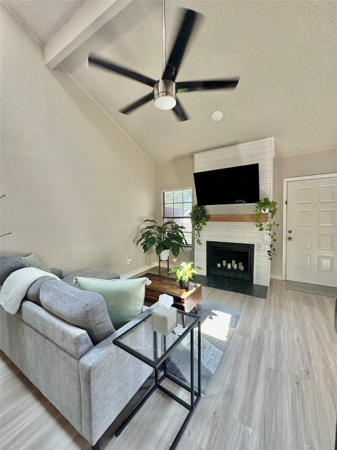 2412 Chapel Hill Lane