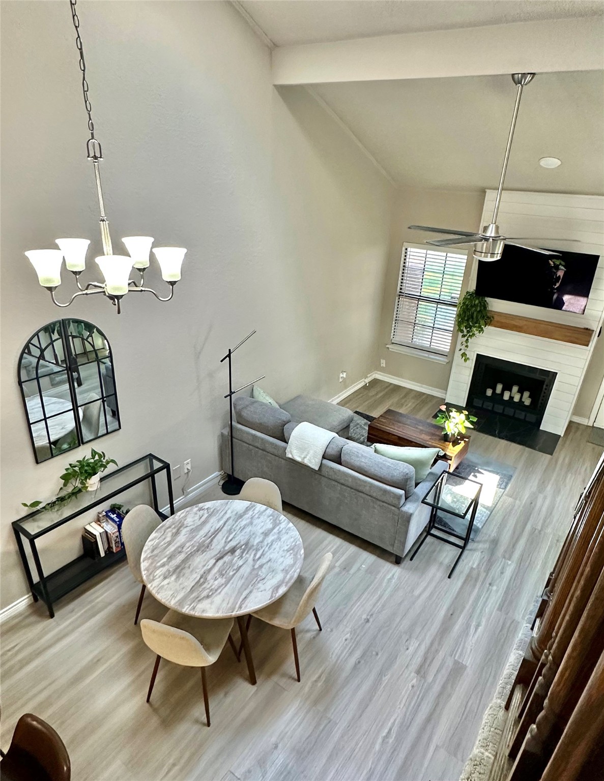 2412 Chapel Hill Lane