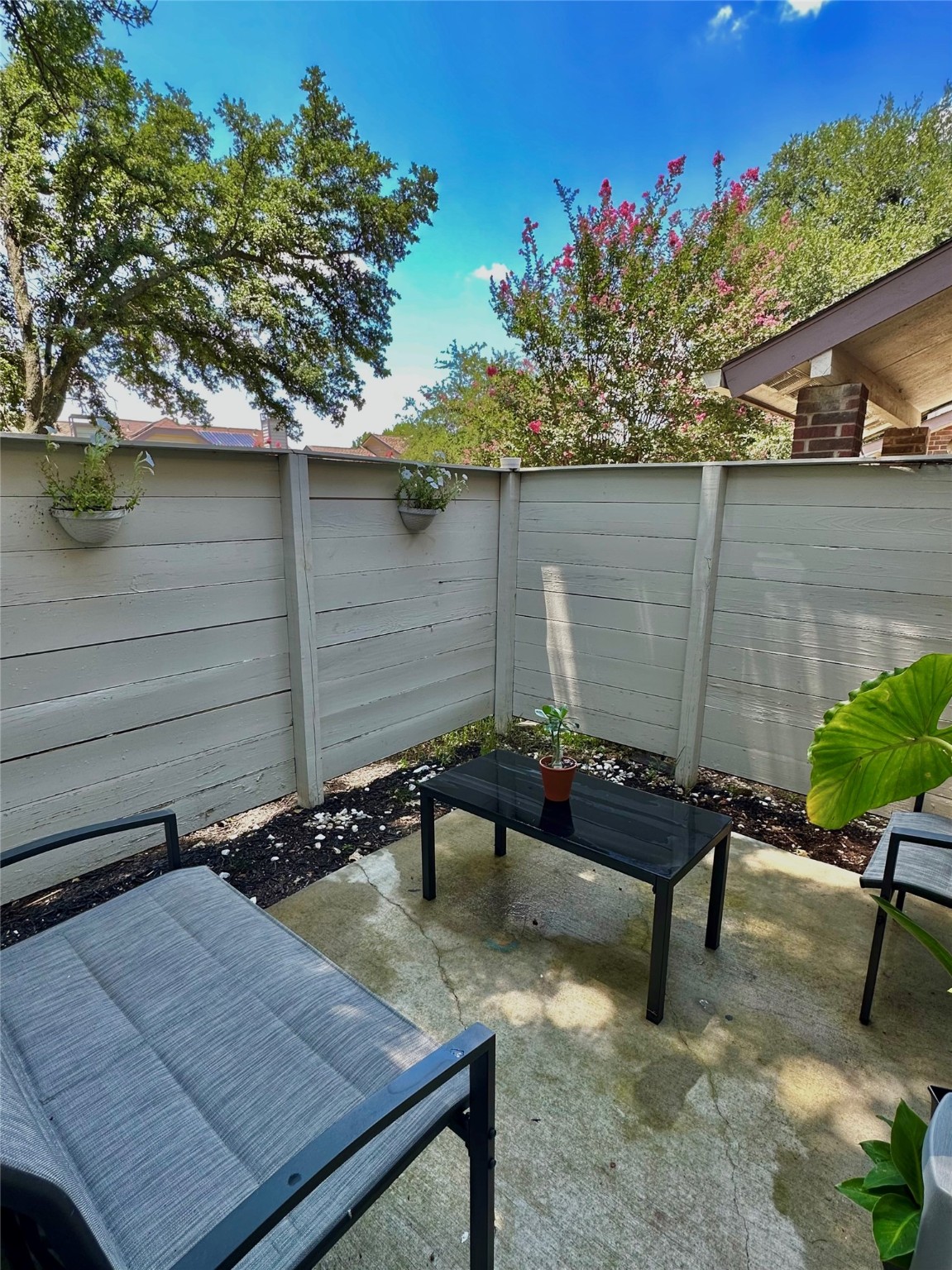 2412 Chapel Hill Lane