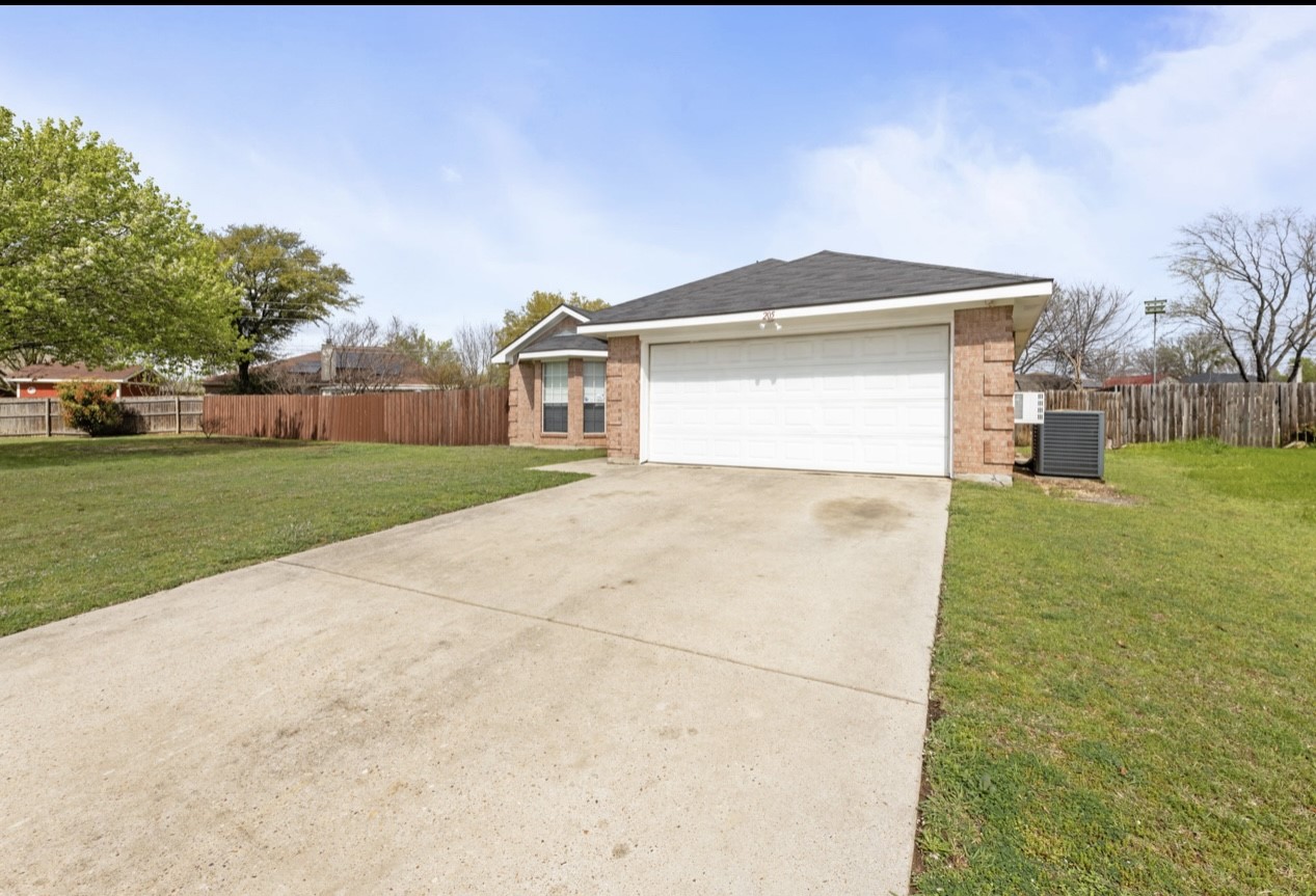 205 Briarglen Drive