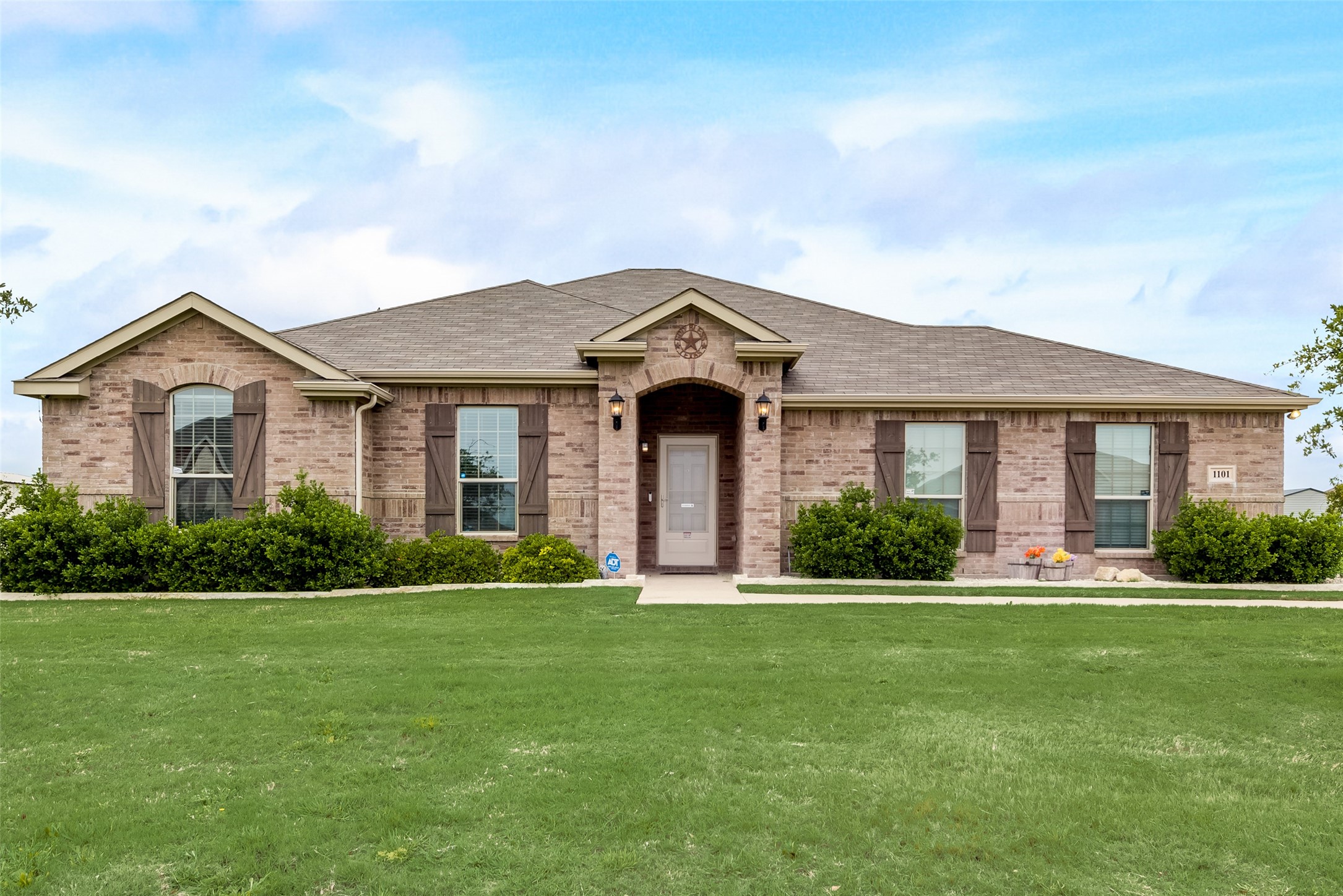1101 Cashew Drive