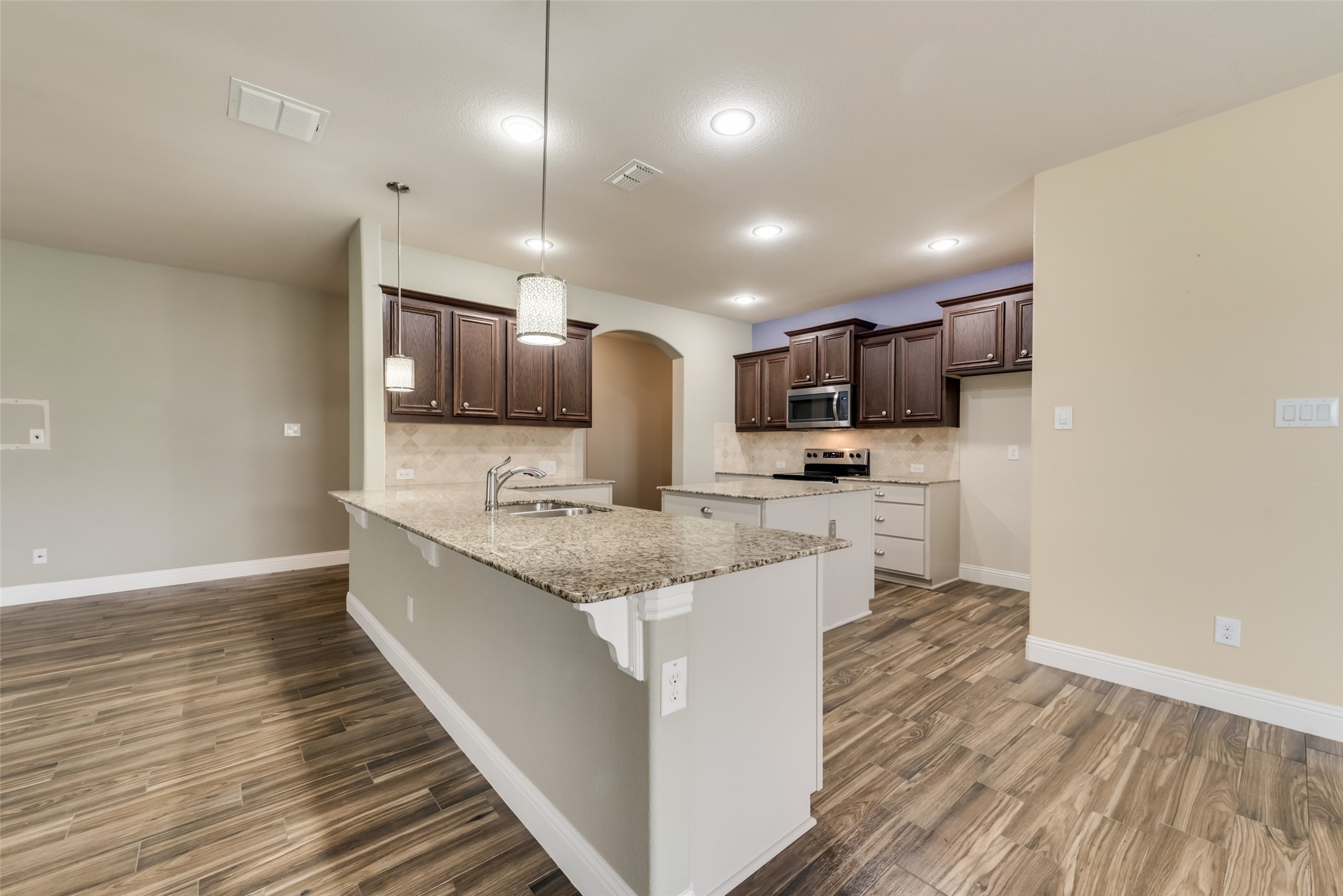 1101 Cashew Drive