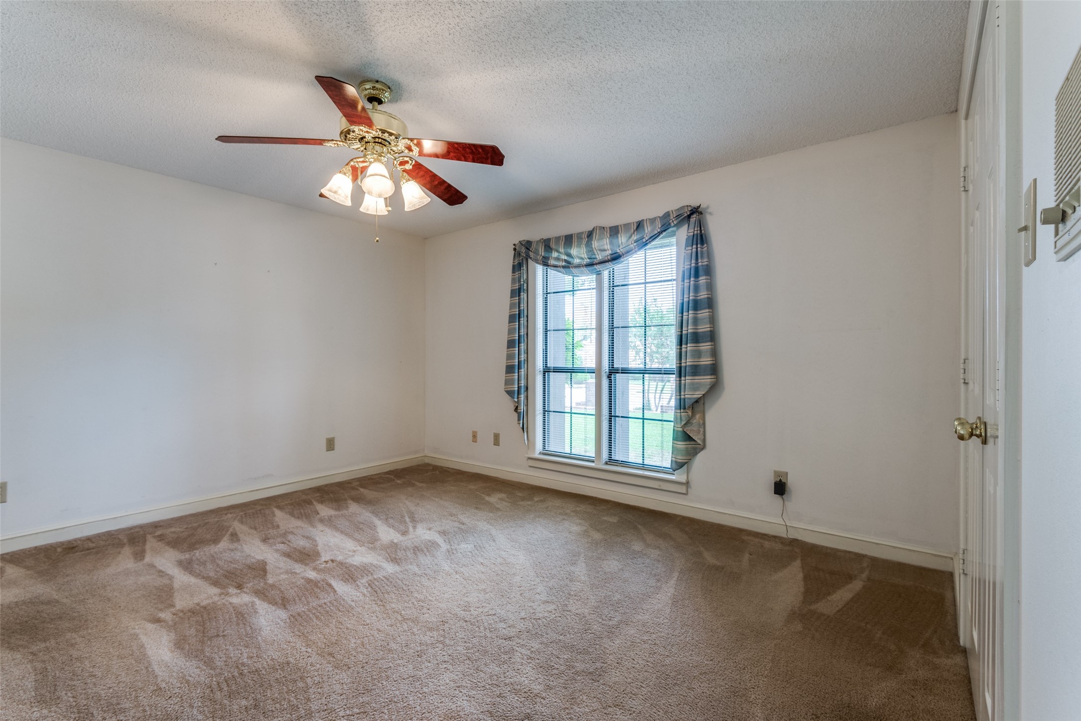 1304 Green Hills Court