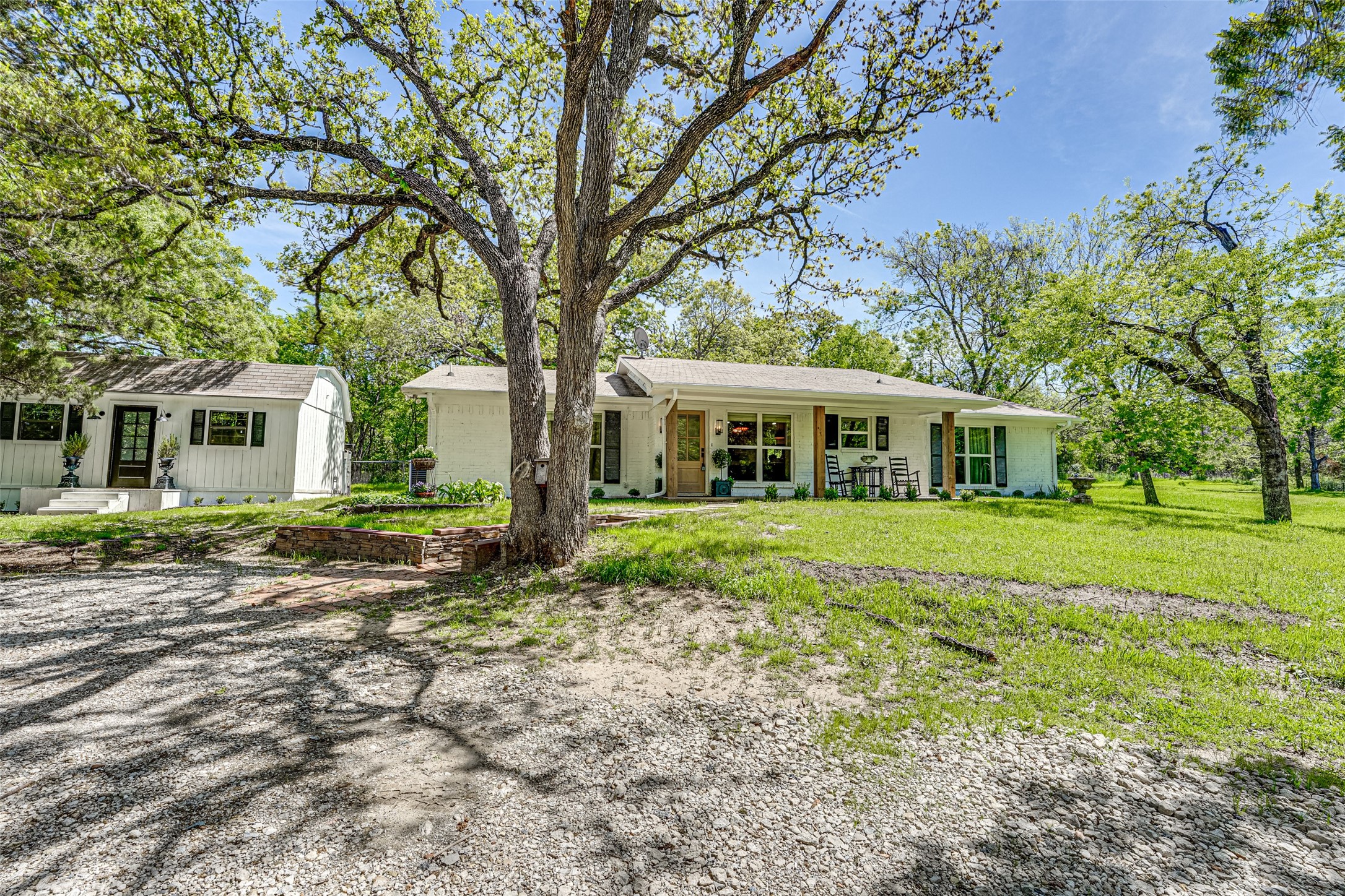 3011 NE County Road 1030