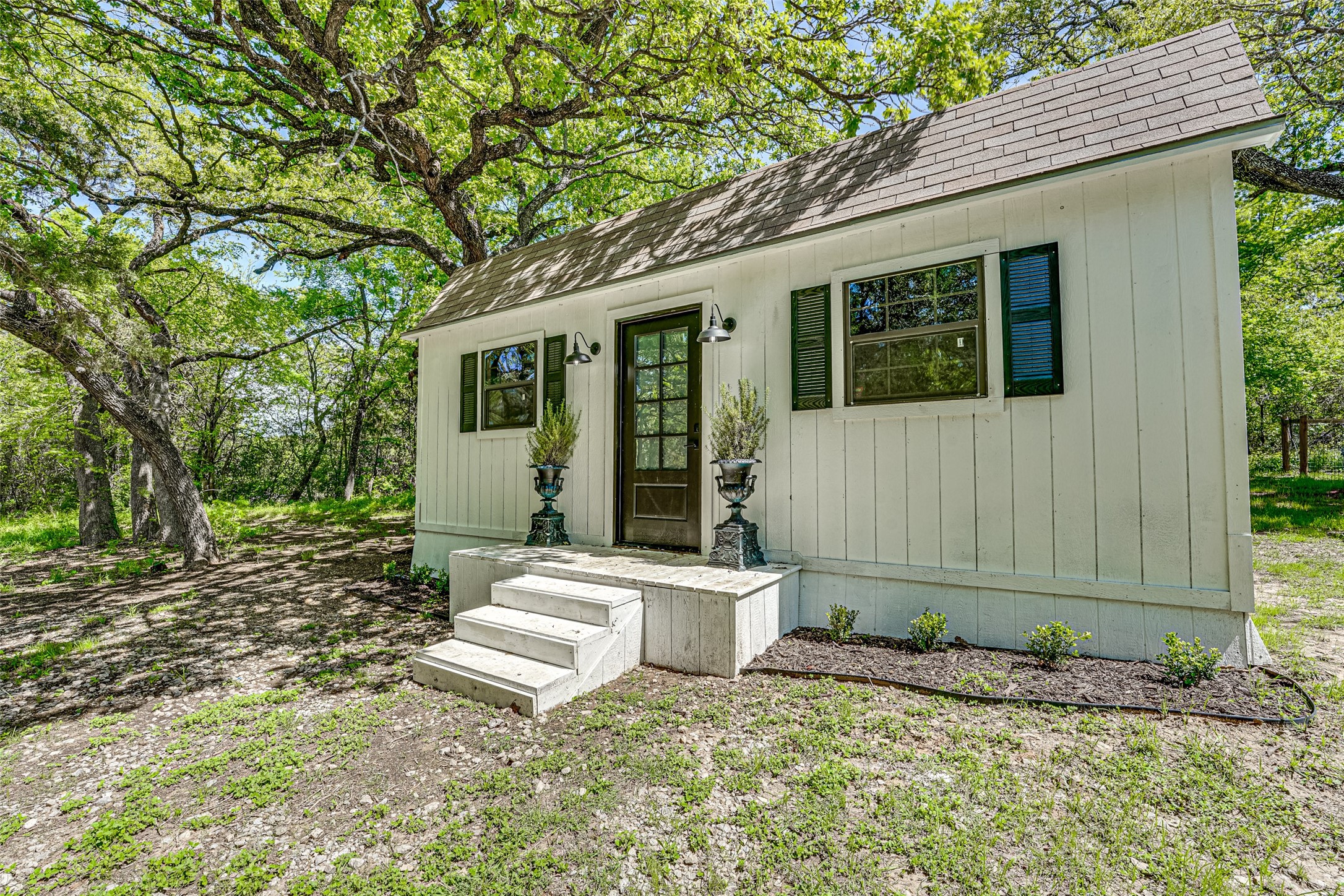 3011 NE County Road 1030