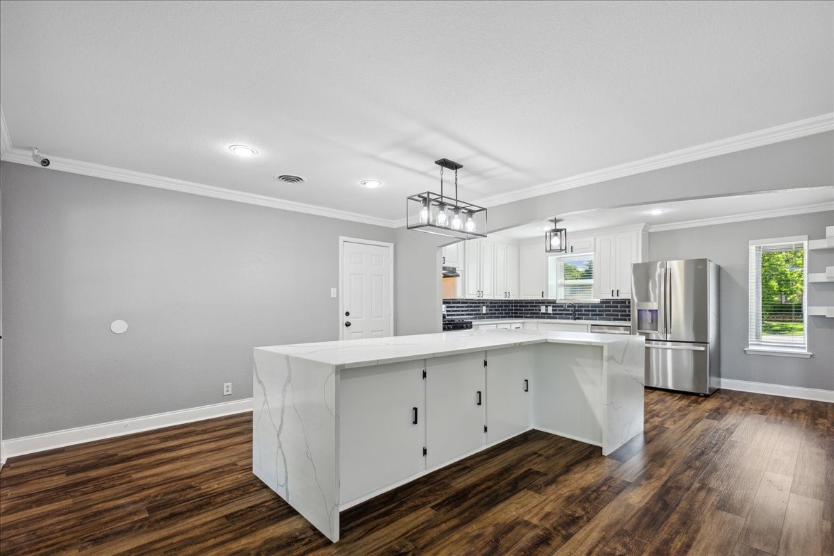829 Lee Drive