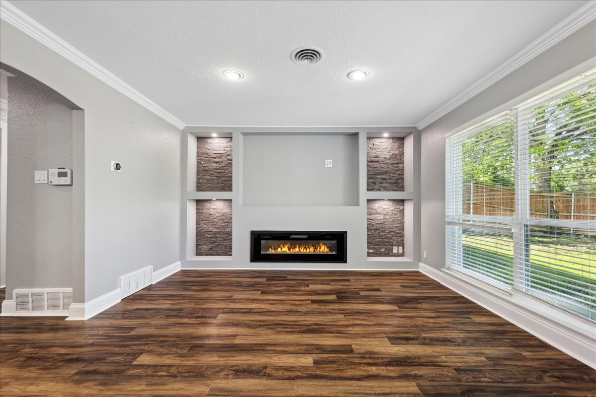 829 Lee Drive