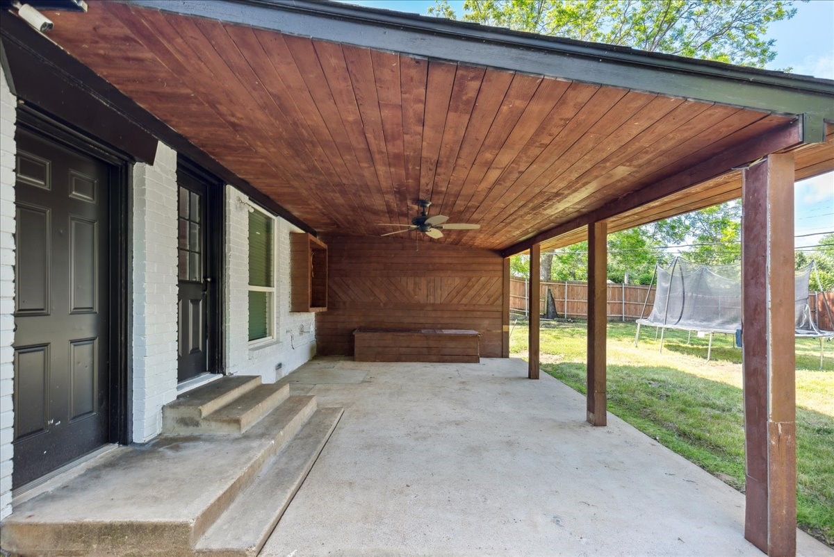 829 Lee Drive