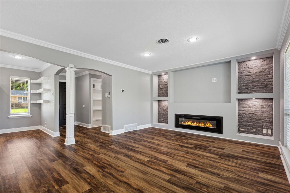 829 Lee Drive