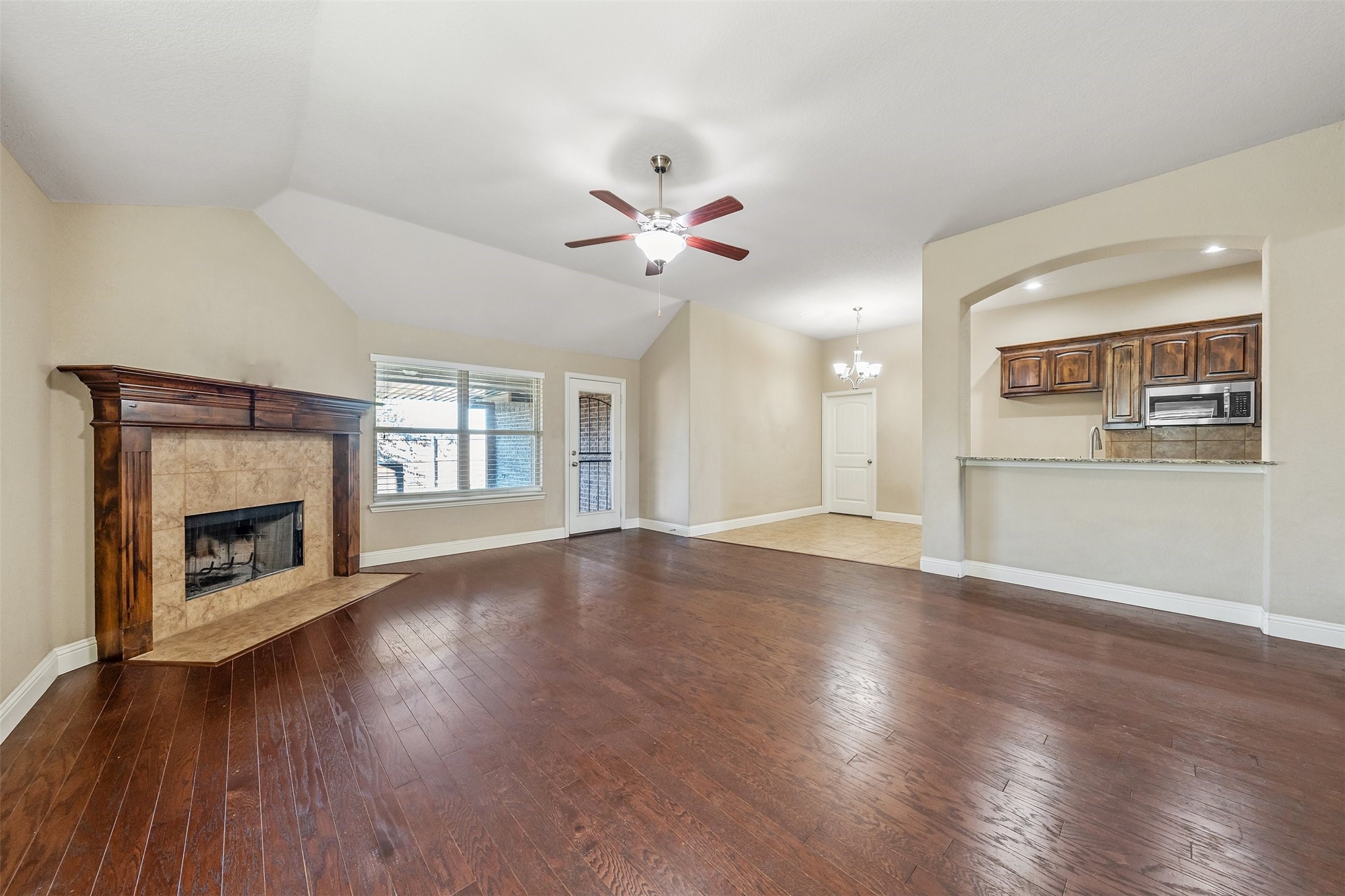 233 Sandy Way