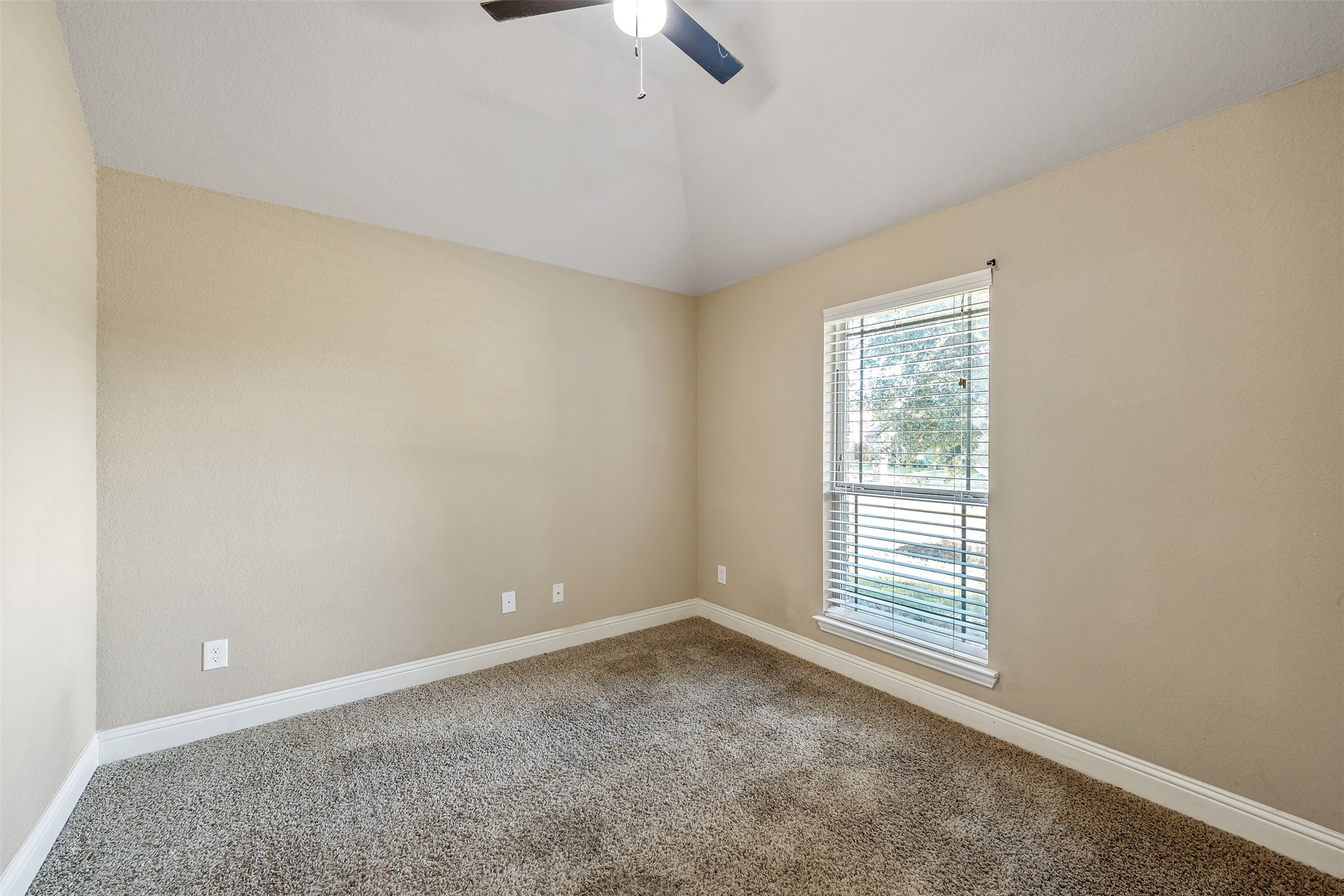 233 Sandy Way