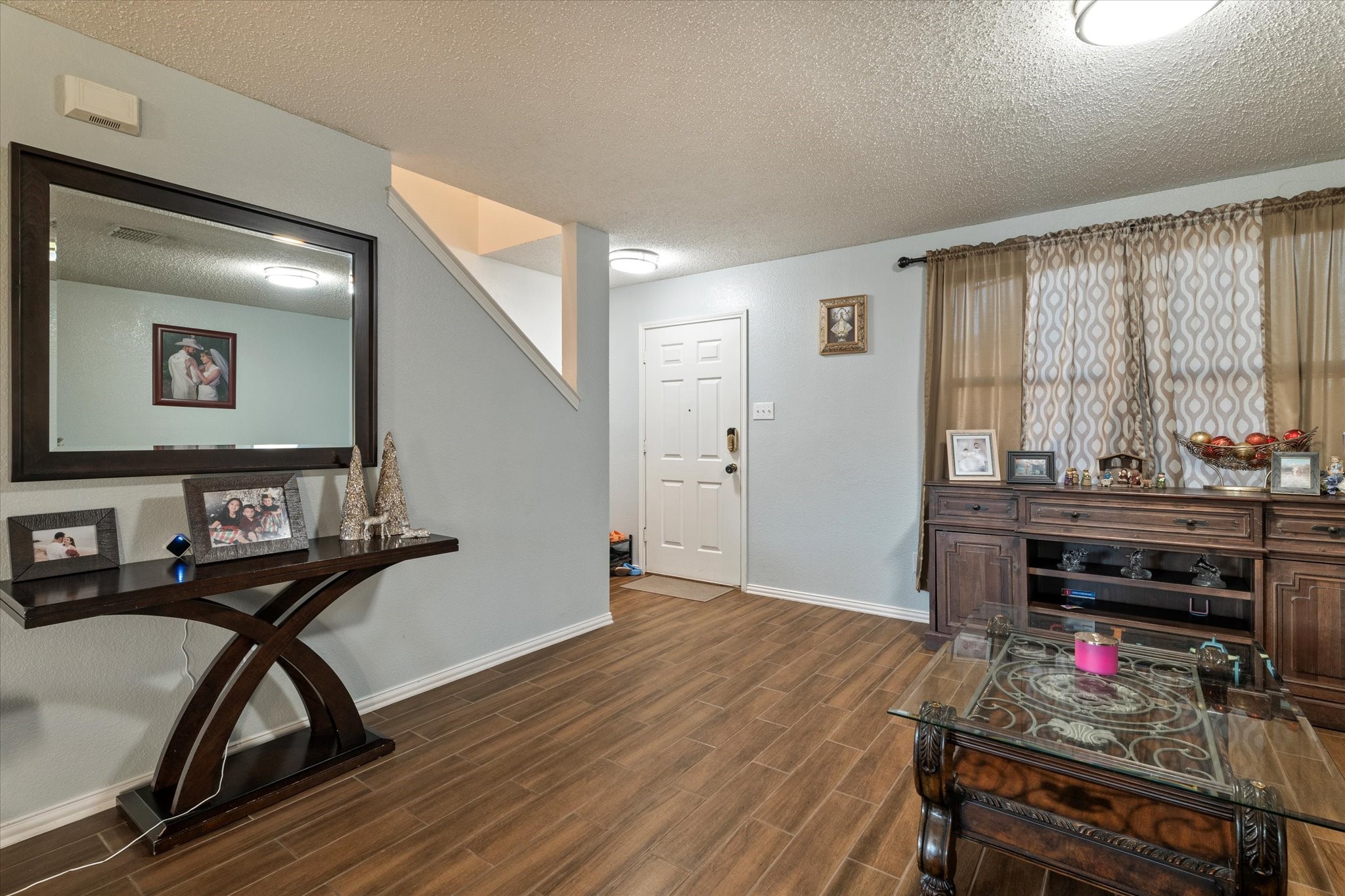 3877 Country Lane