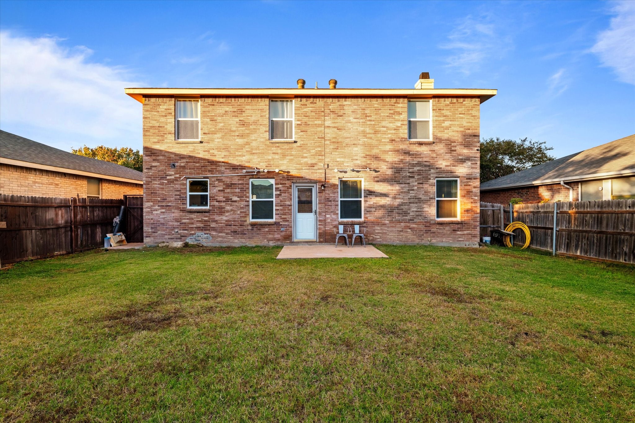 3877 Country Lane