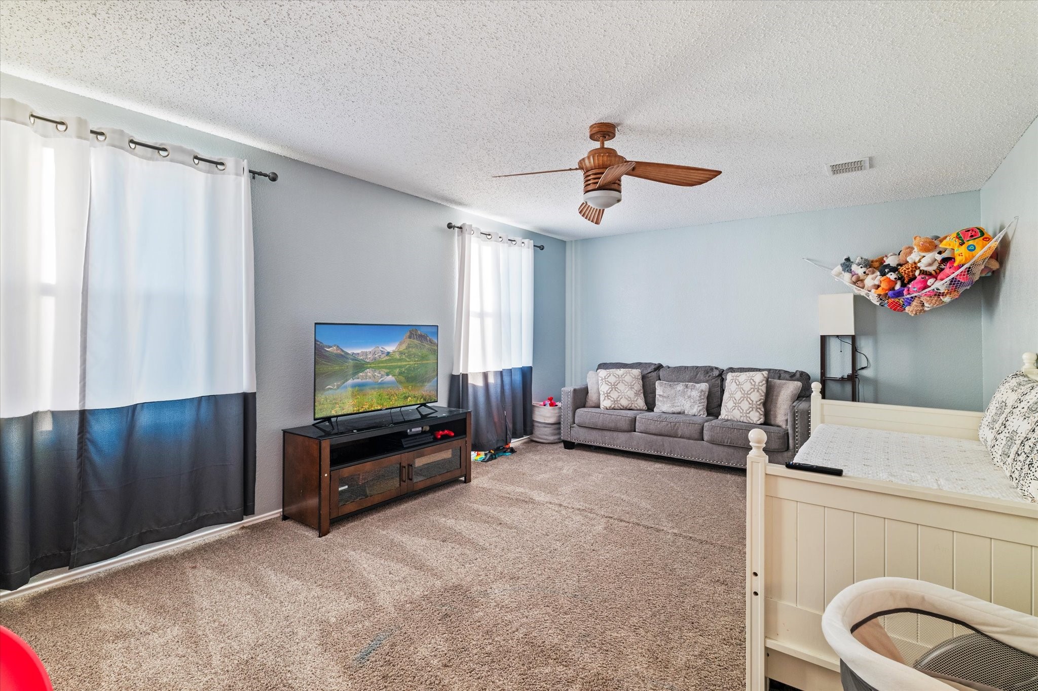 3877 Country Lane