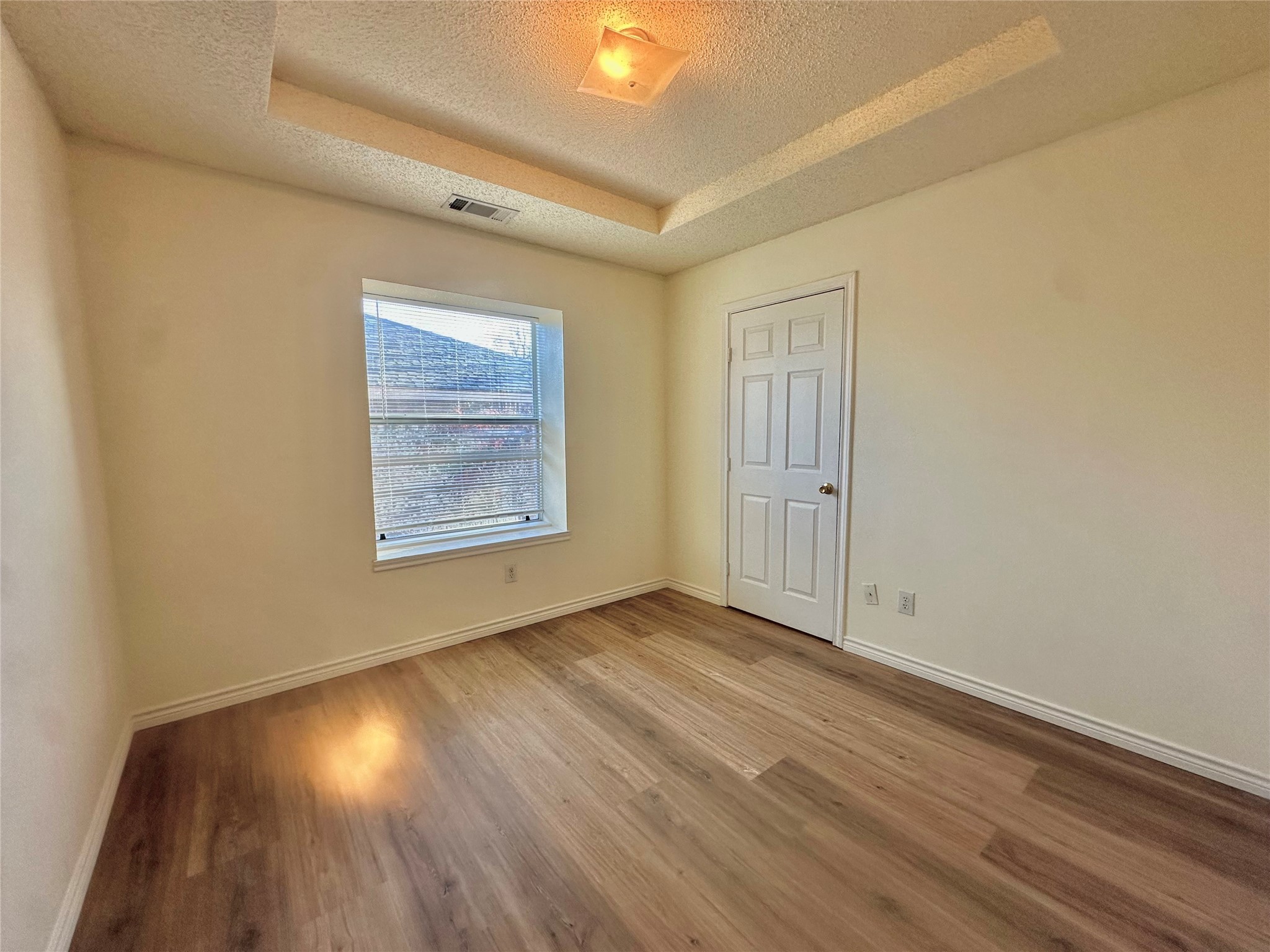 1265 Cedarcrest Drive