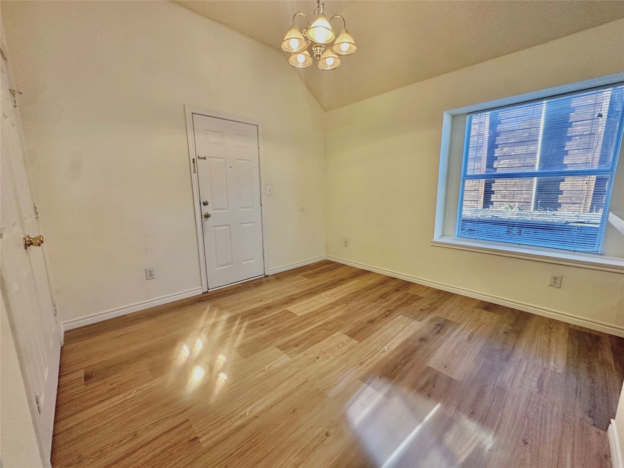 1265 Cedarcrest Drive