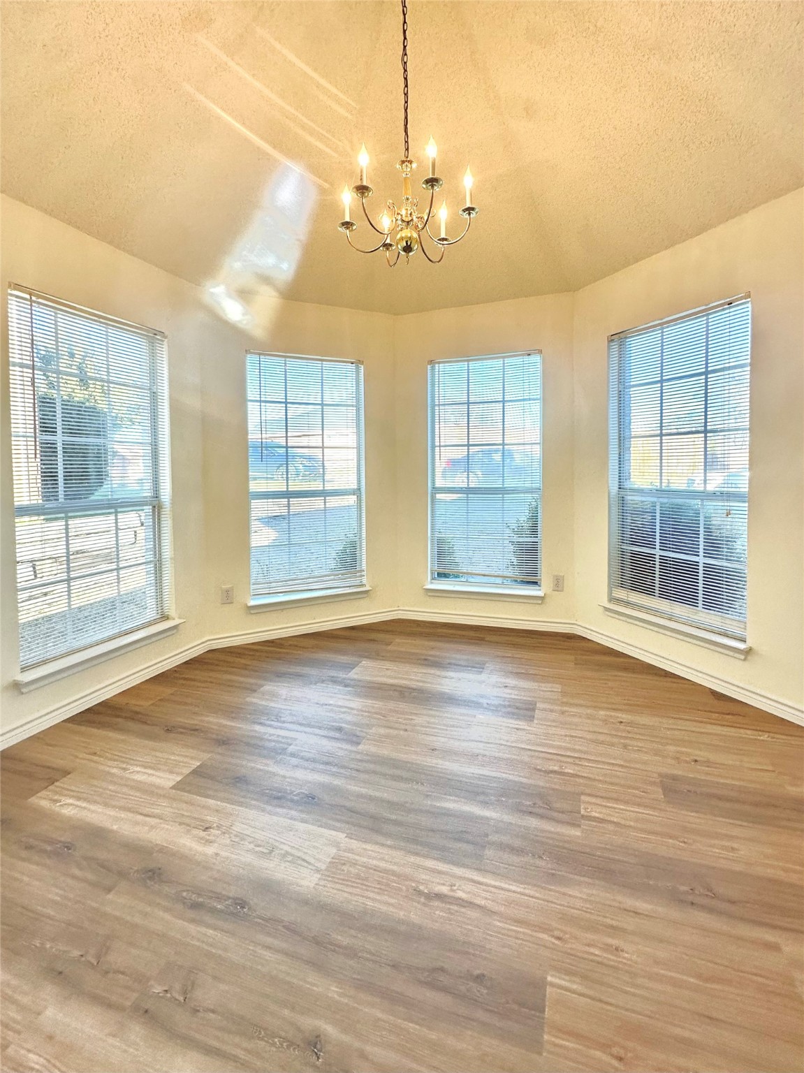 1265 Cedarcrest Drive