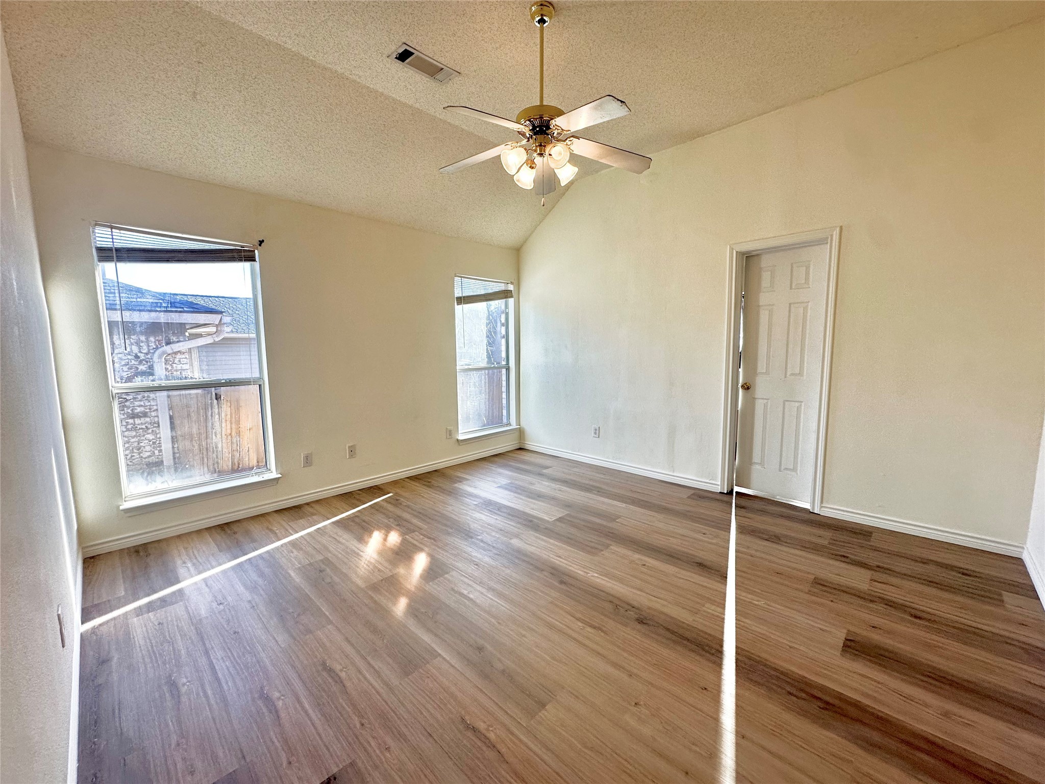 1265 Cedarcrest Drive