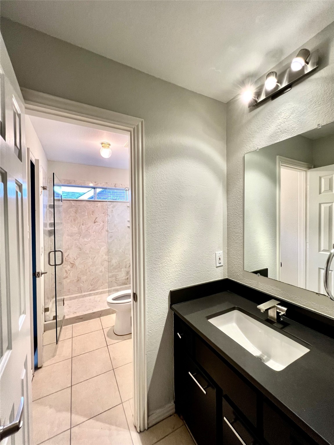 2735 Rolling Hills Lane